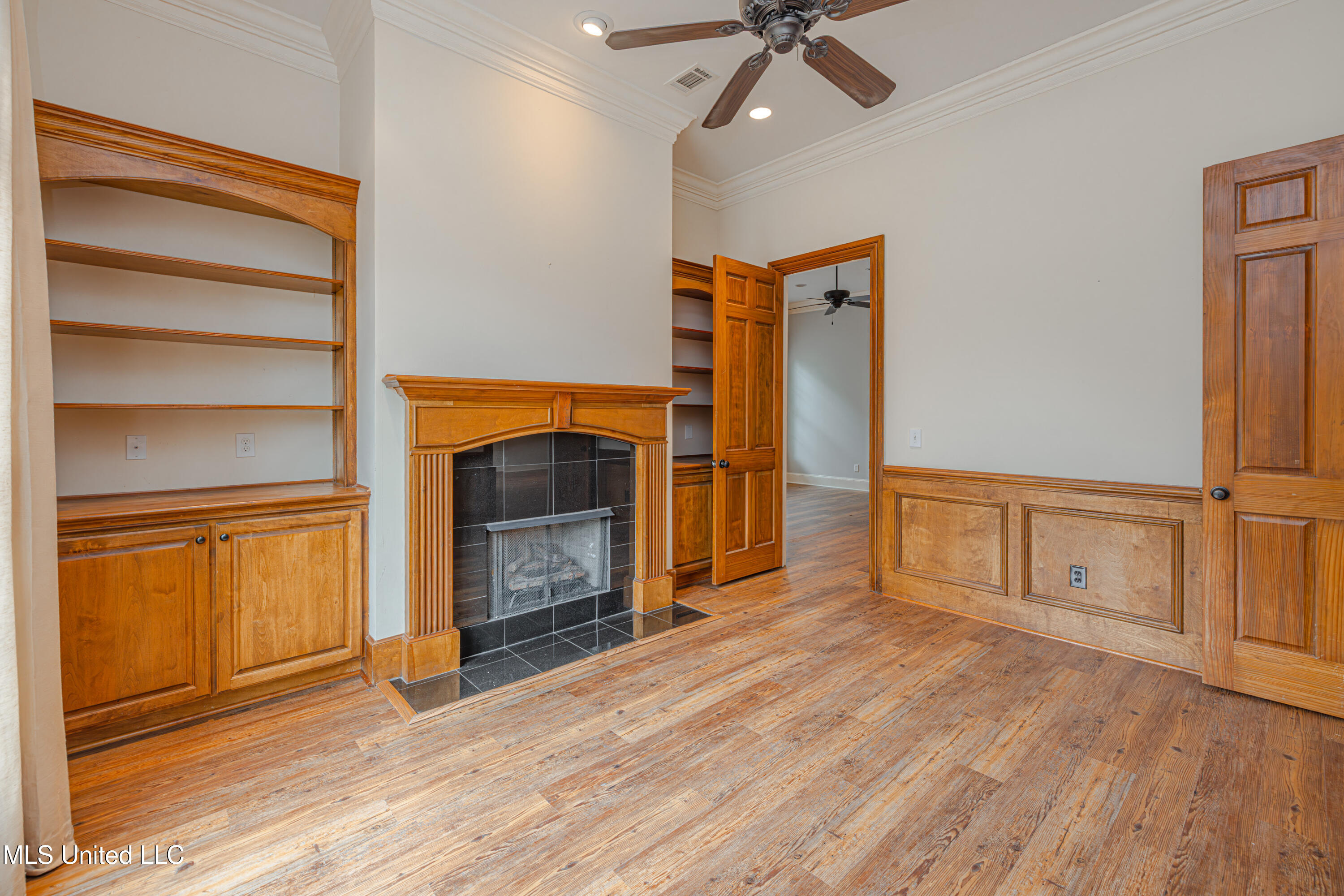 237 Calumet Drive