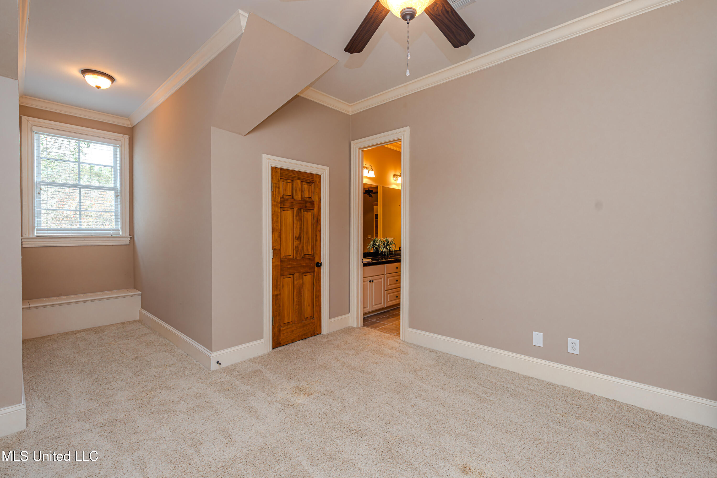 237 Calumet Drive