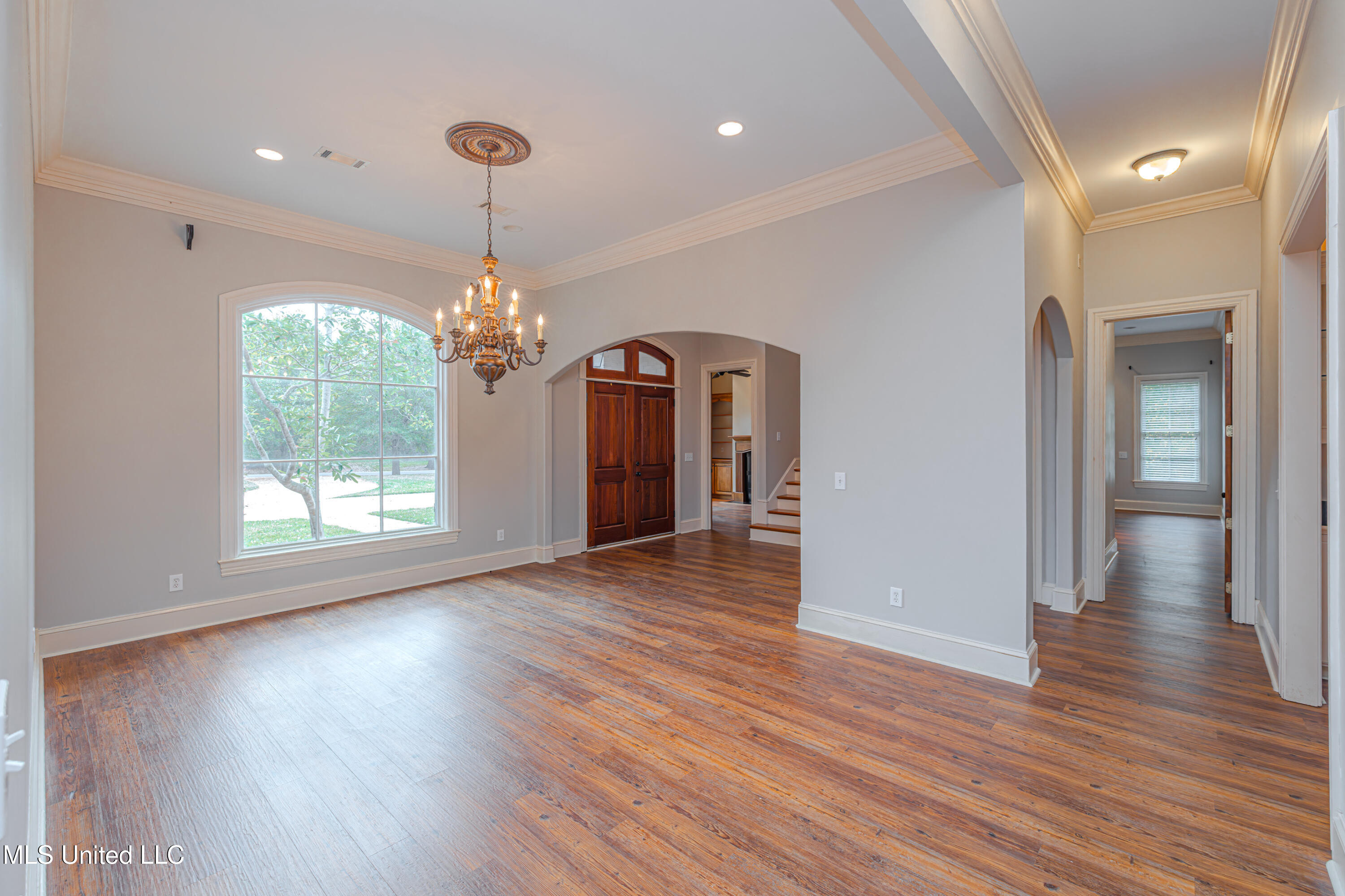 237 Calumet Drive