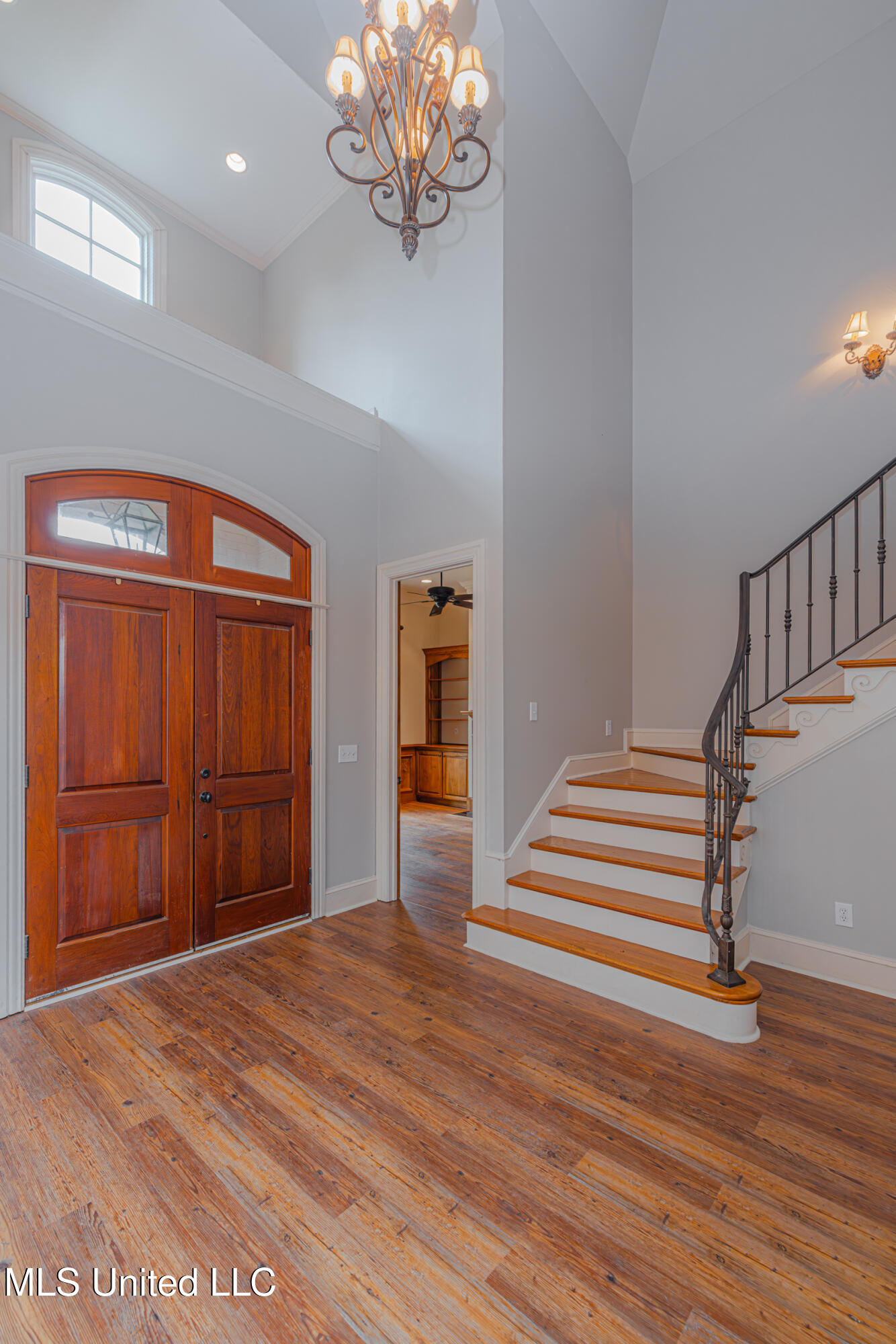 237 Calumet Drive
