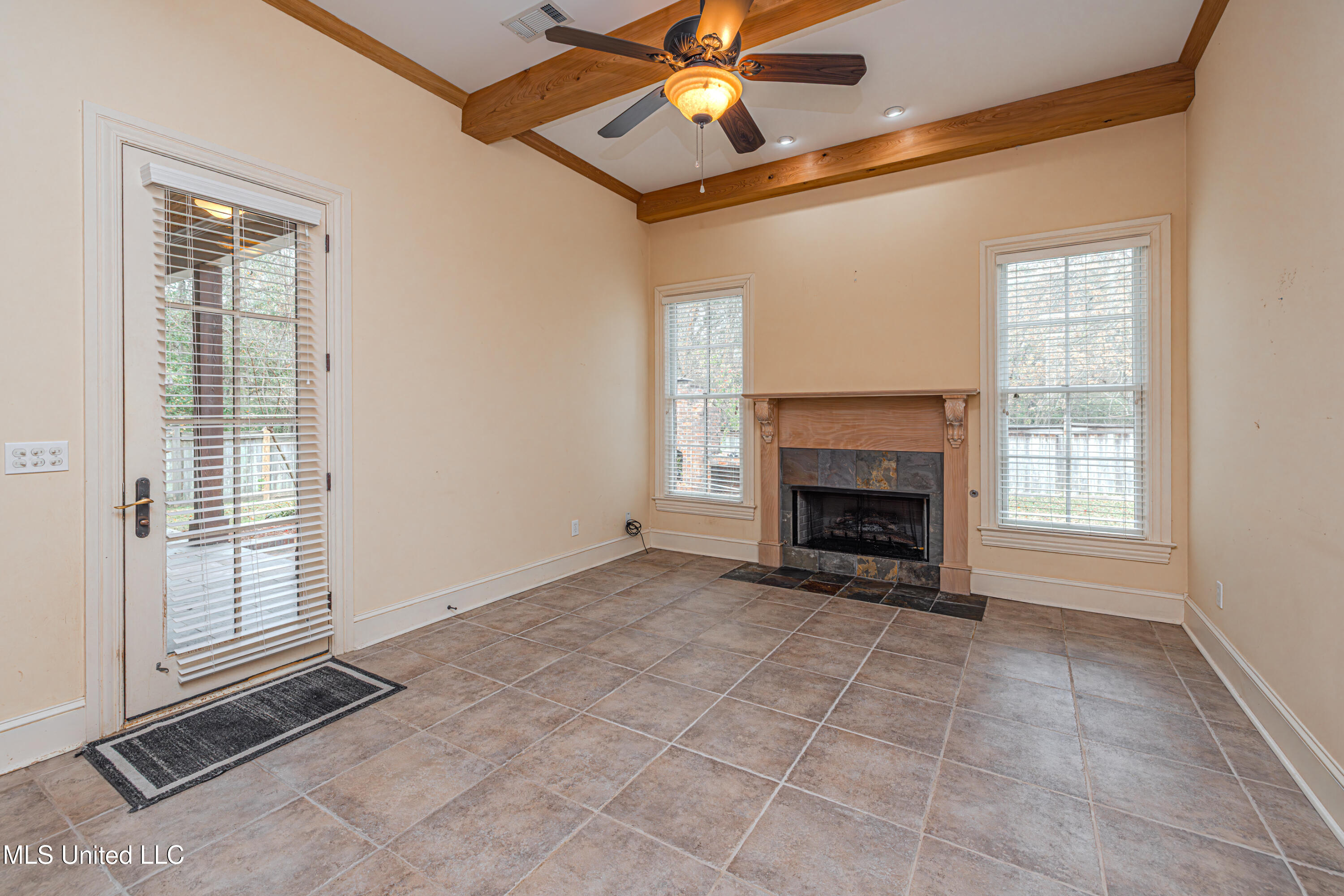 237 Calumet Drive