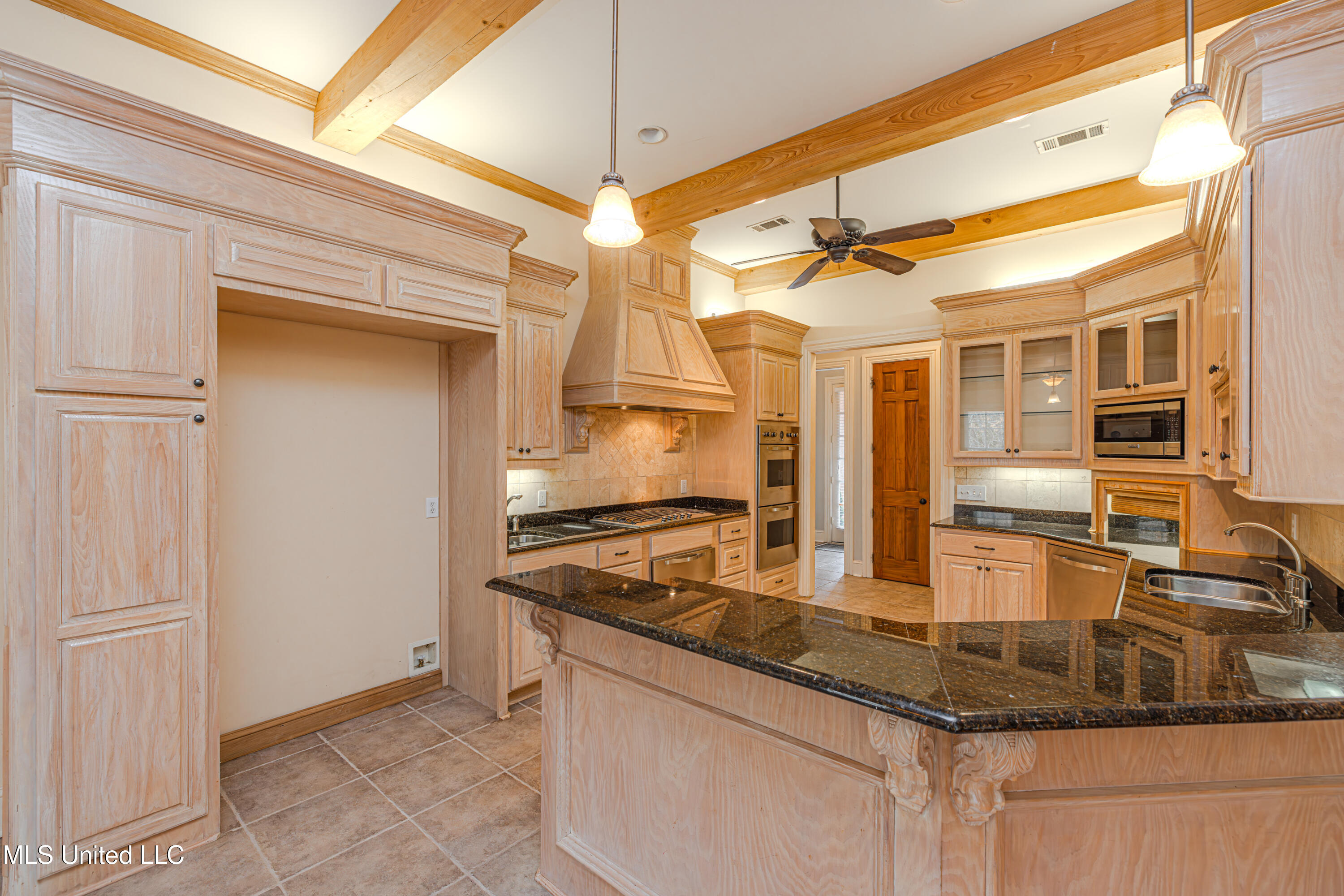 237 Calumet Drive