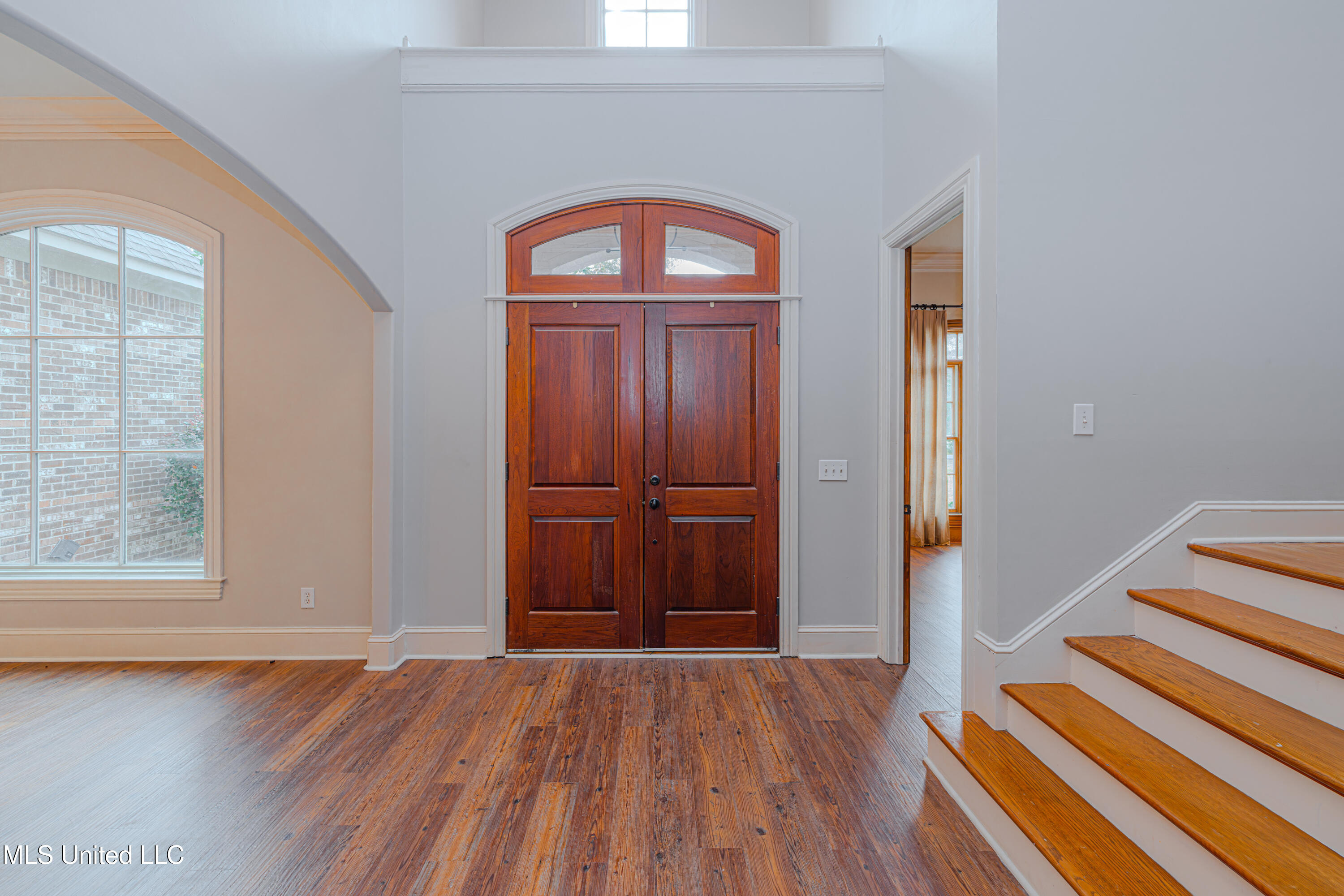 237 Calumet Drive