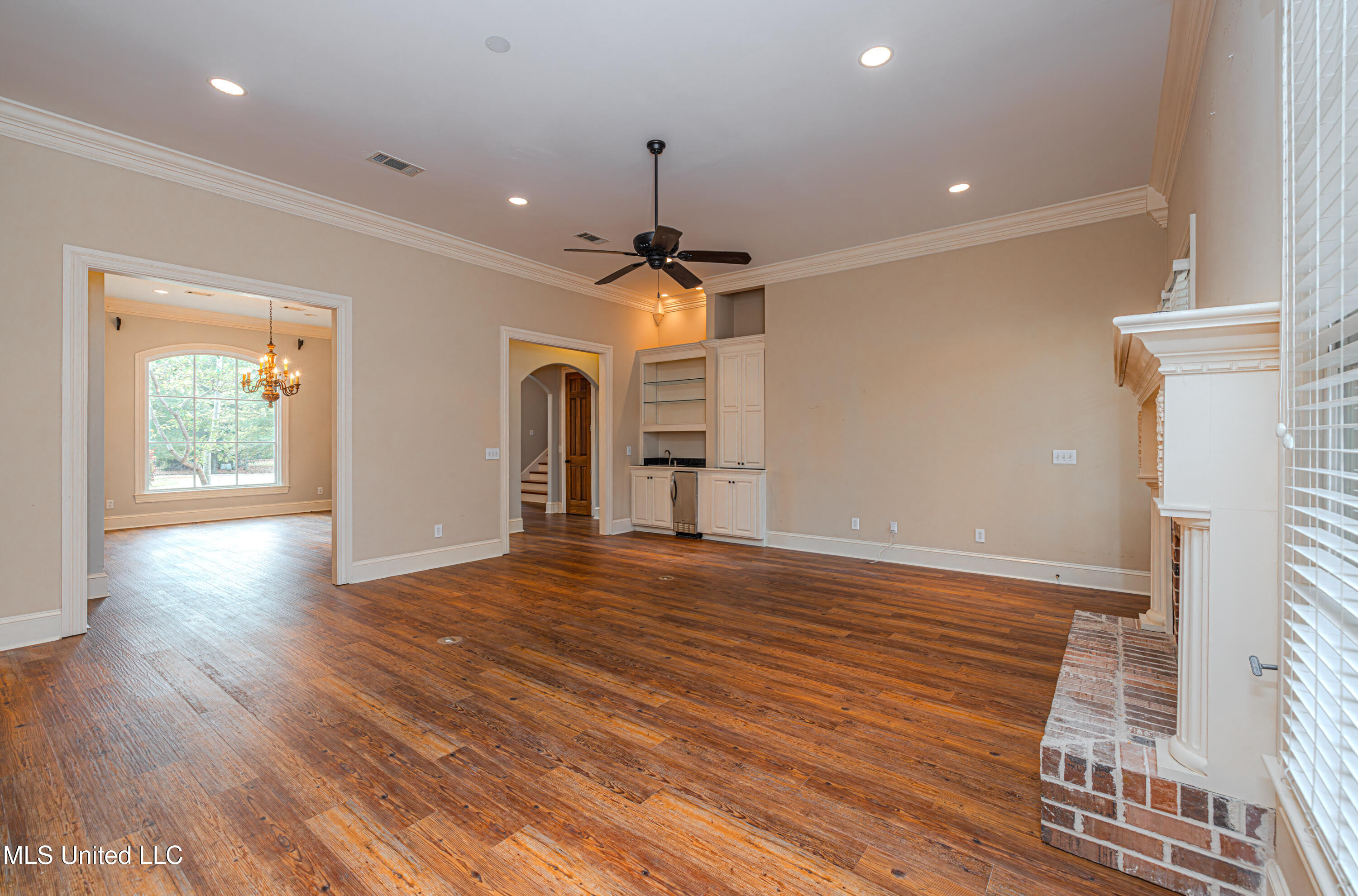 237 Calumet Drive