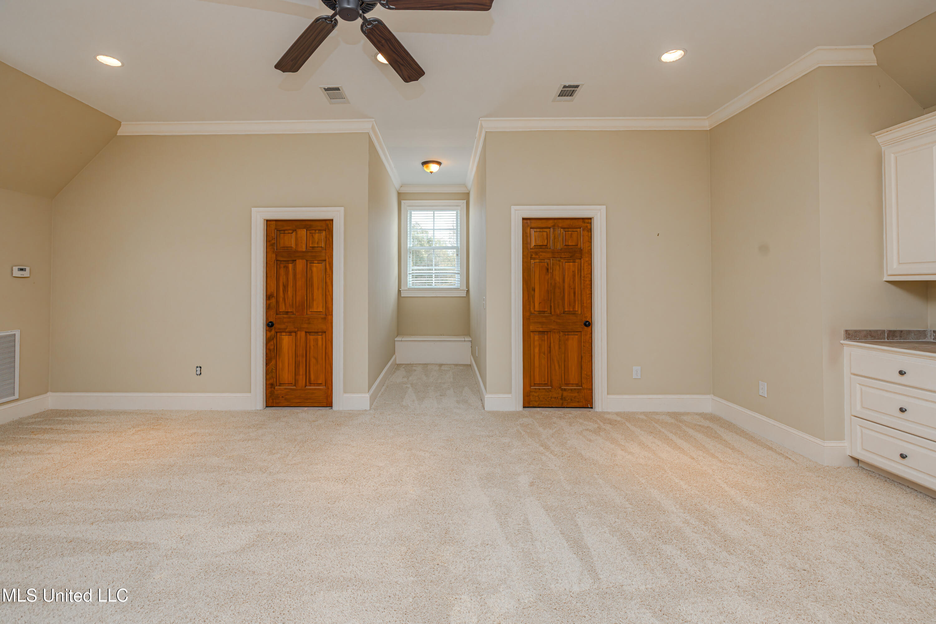 237 Calumet Drive