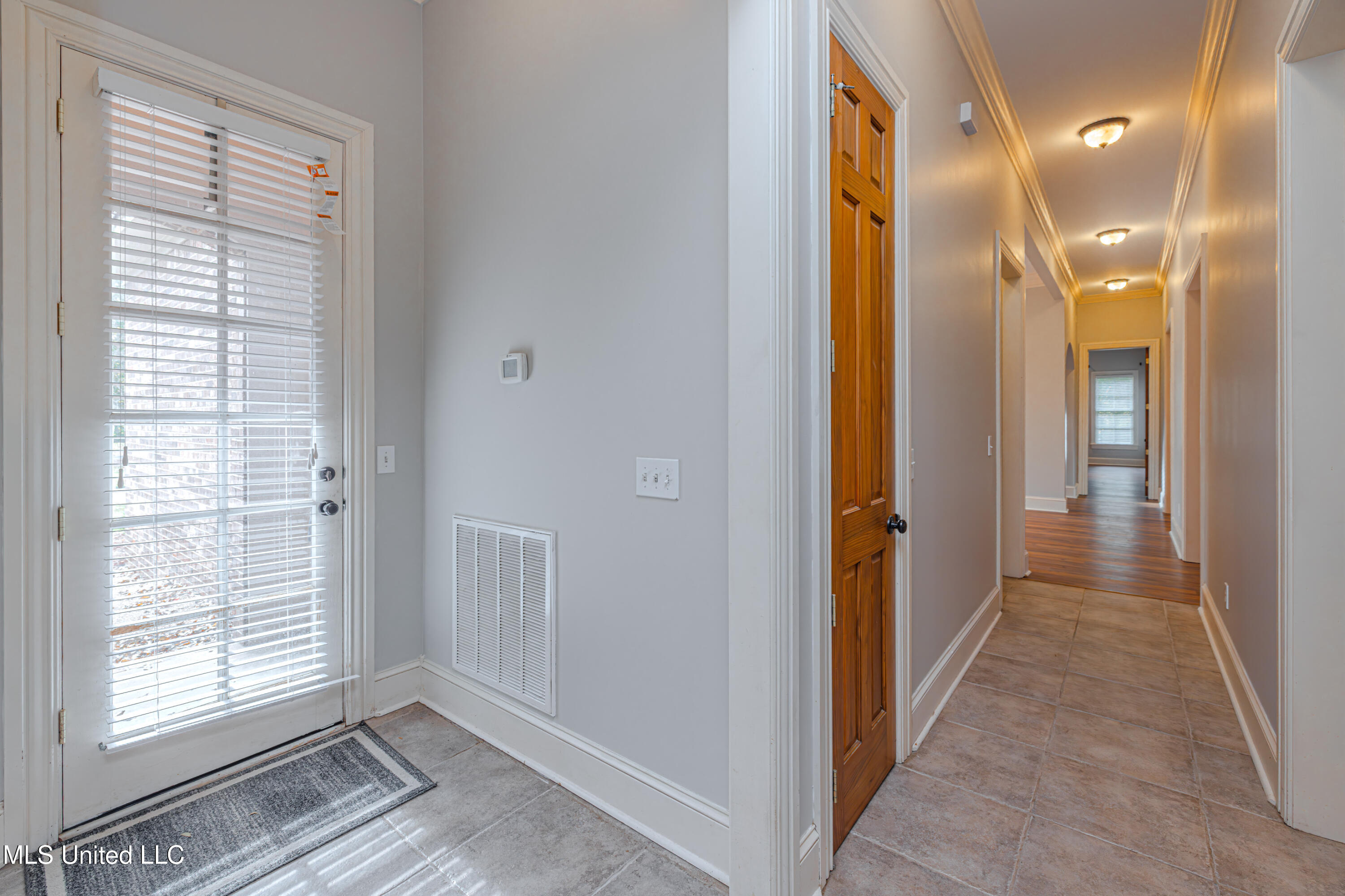 237 Calumet Drive