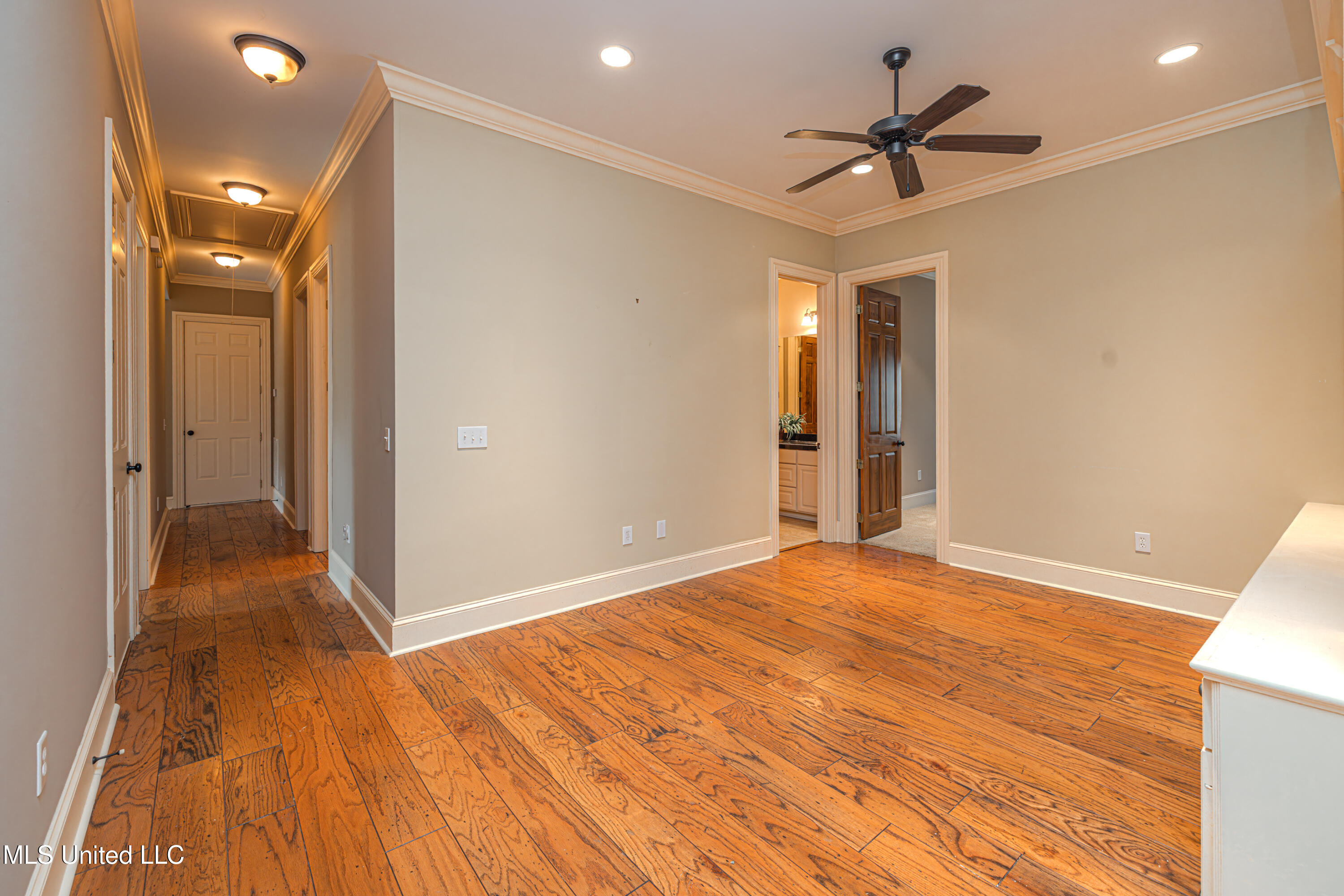 237 Calumet Drive