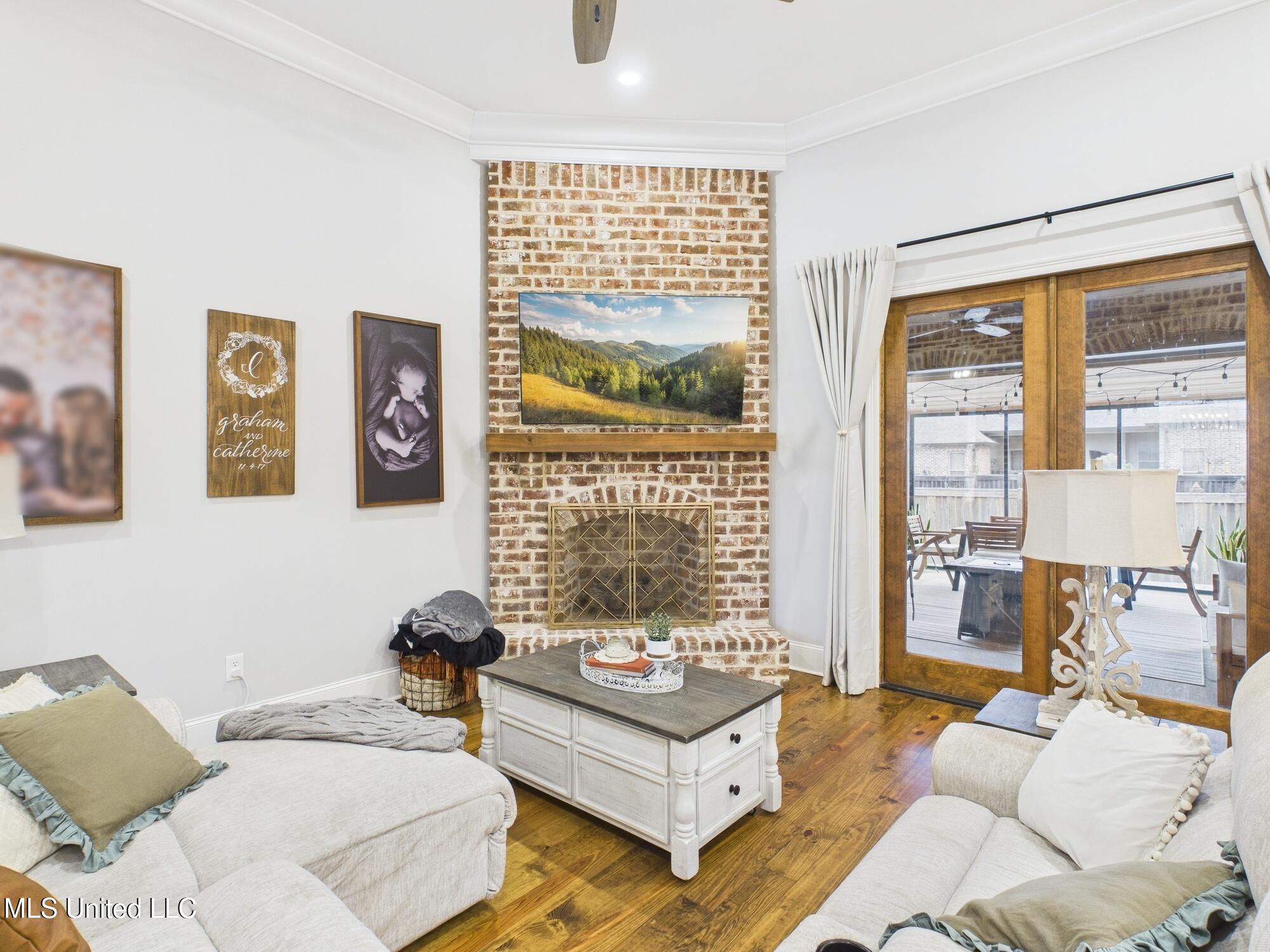 409 Pilot Circle