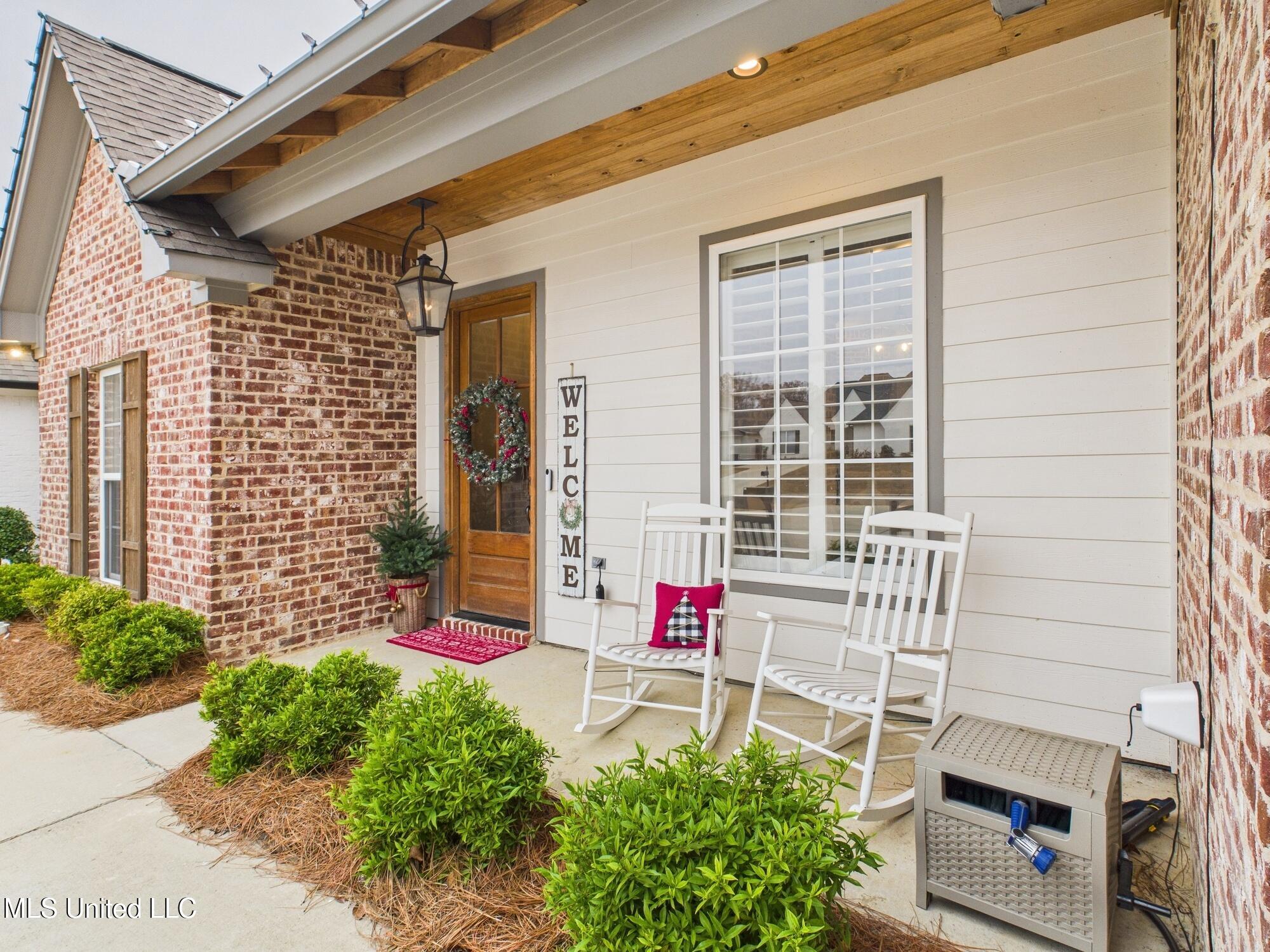 409 Pilot Circle