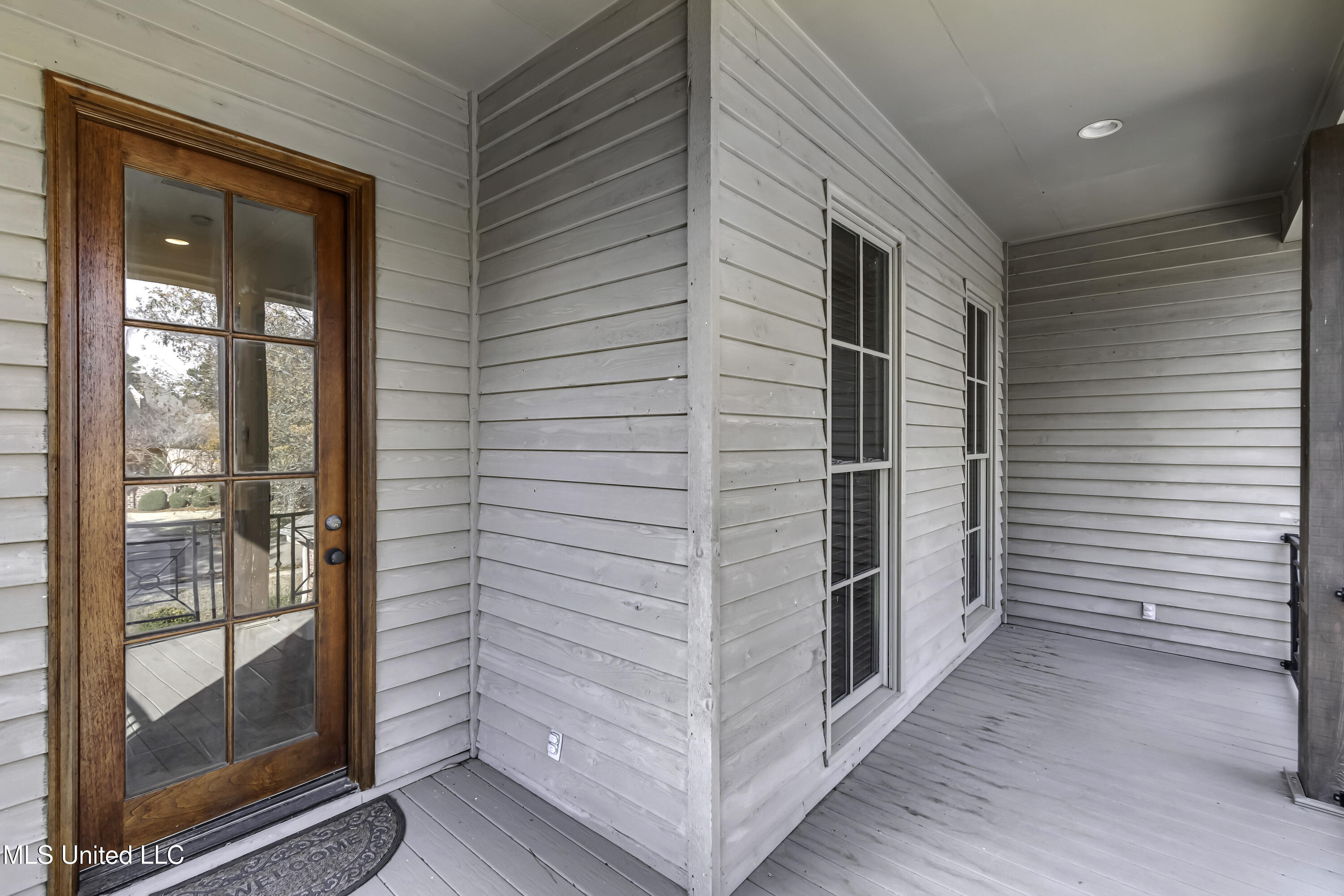 107 Northlake Lane