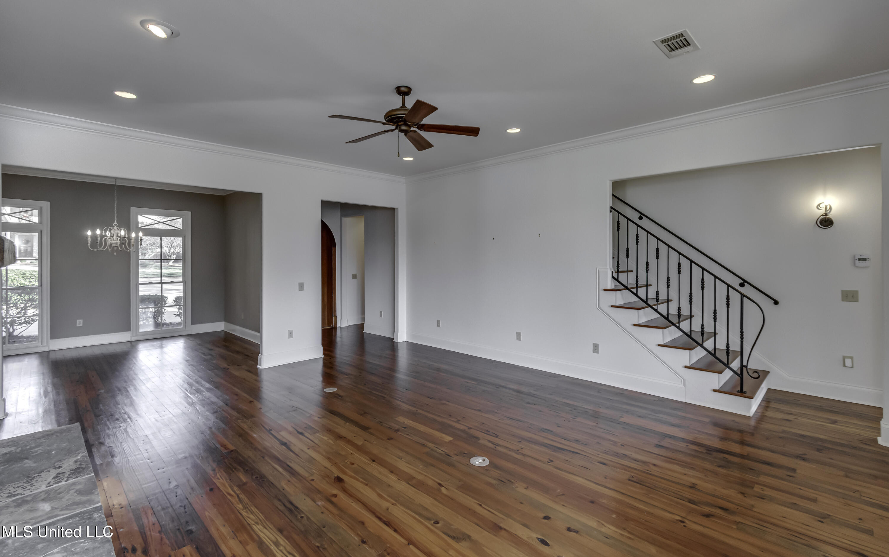 107 Northlake Lane