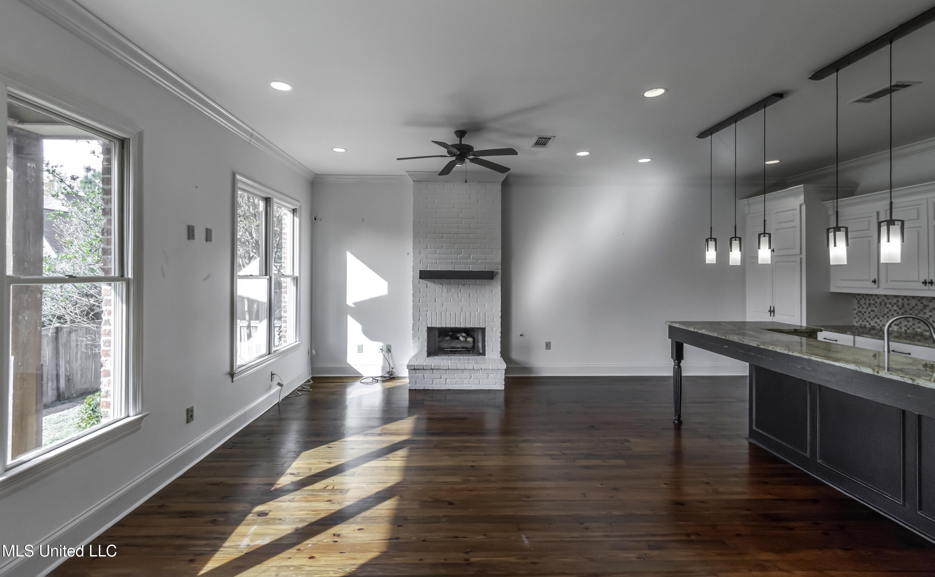 107 Northlake Lane