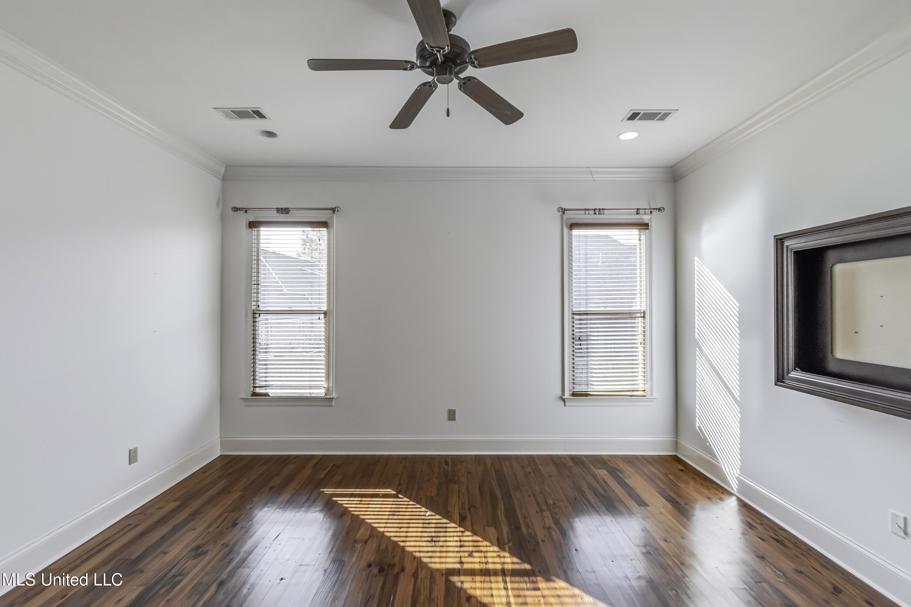 107 Northlake Lane