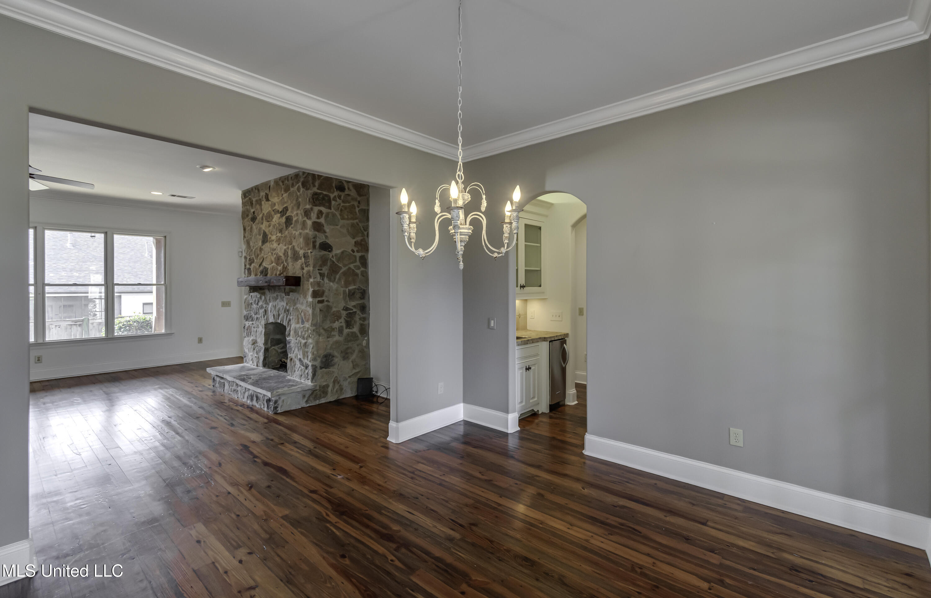 107 Northlake Lane