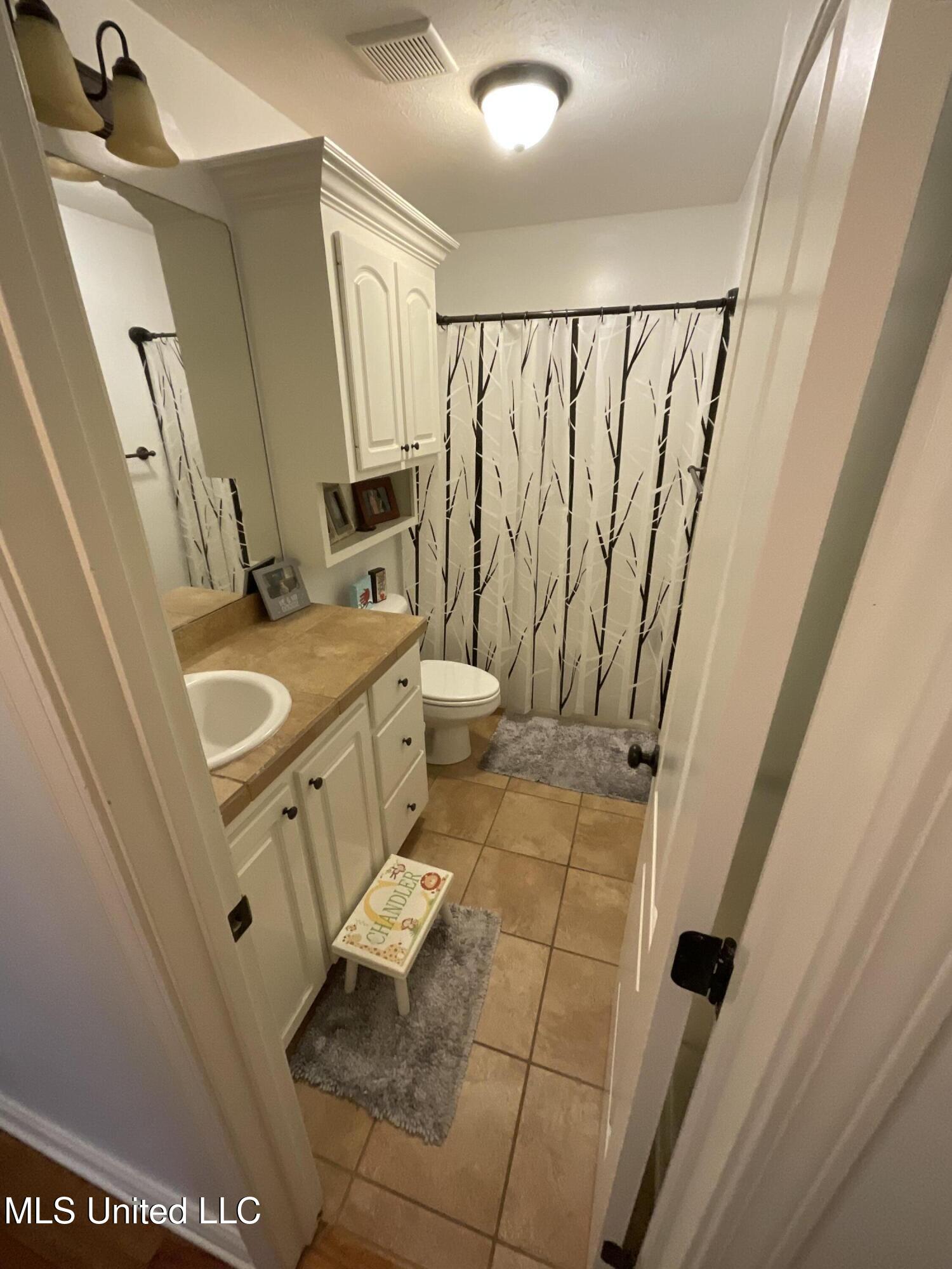 135 Palin Drive