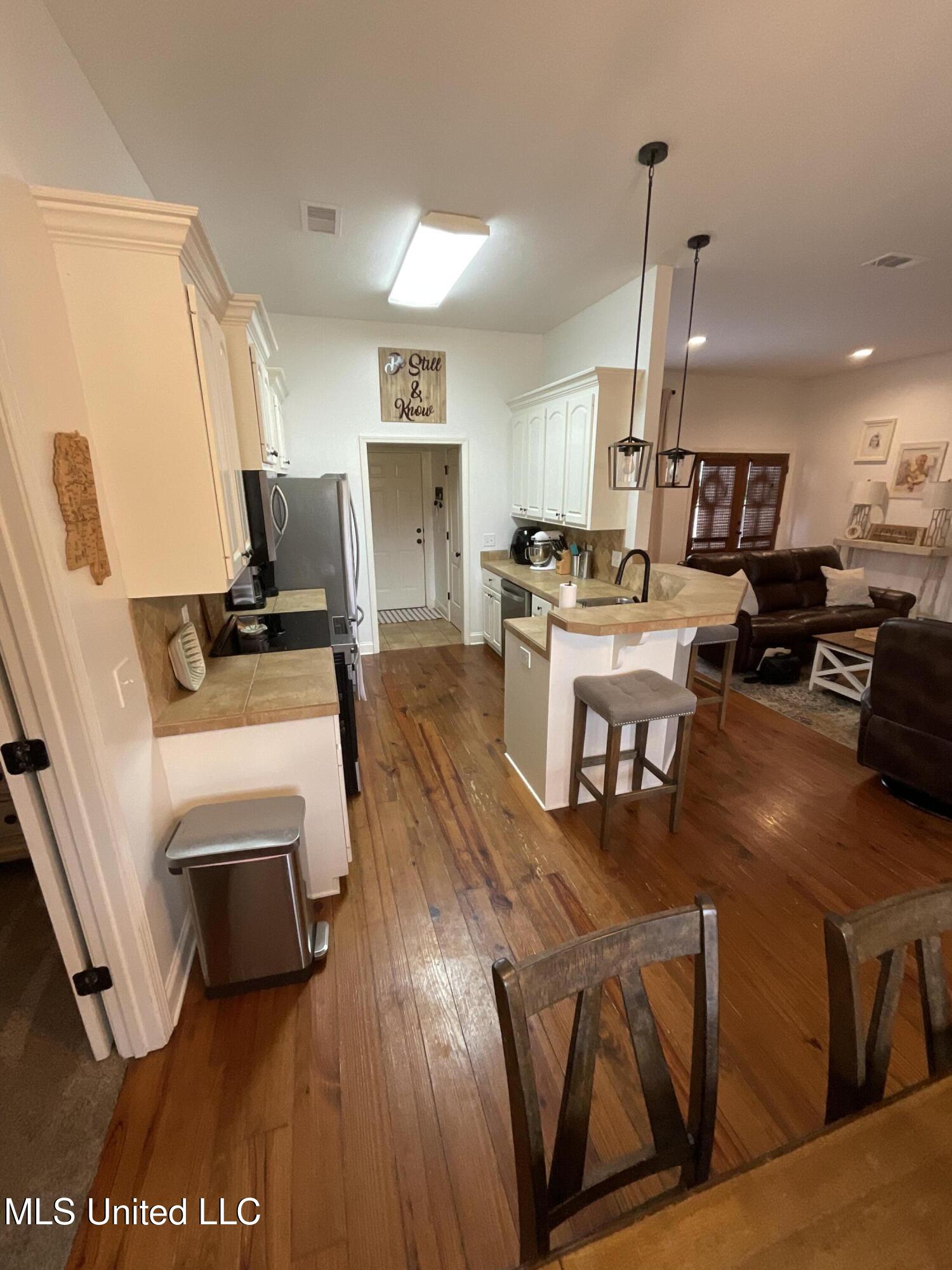 135 Palin Drive