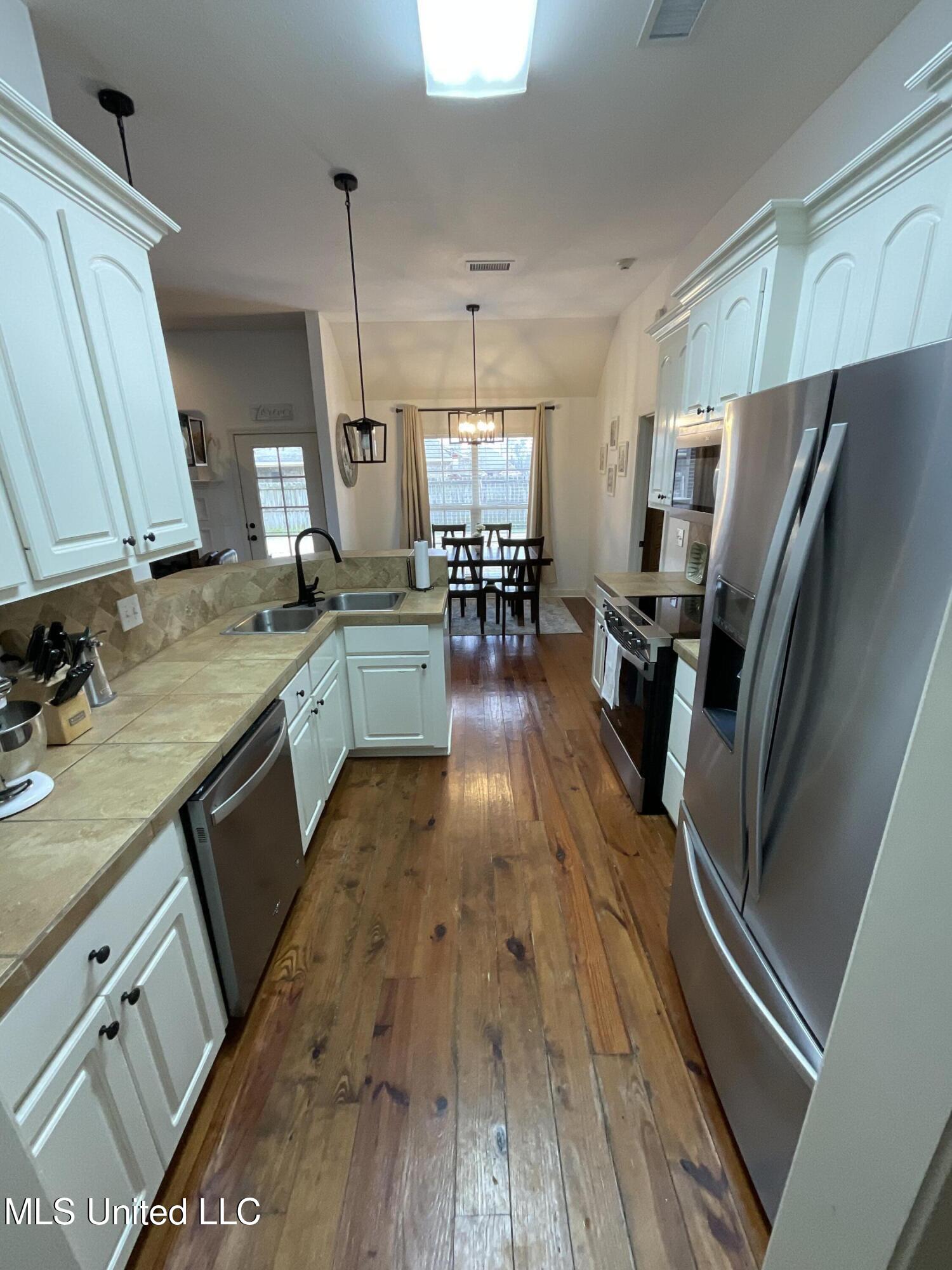 135 Palin Drive