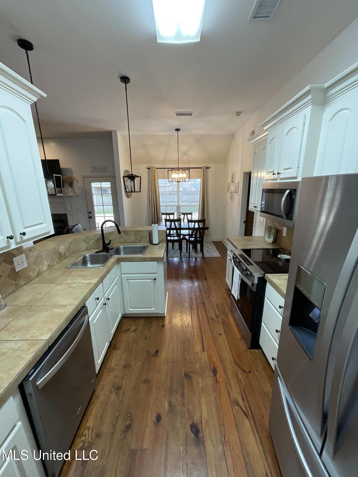 135 Palin Drive
