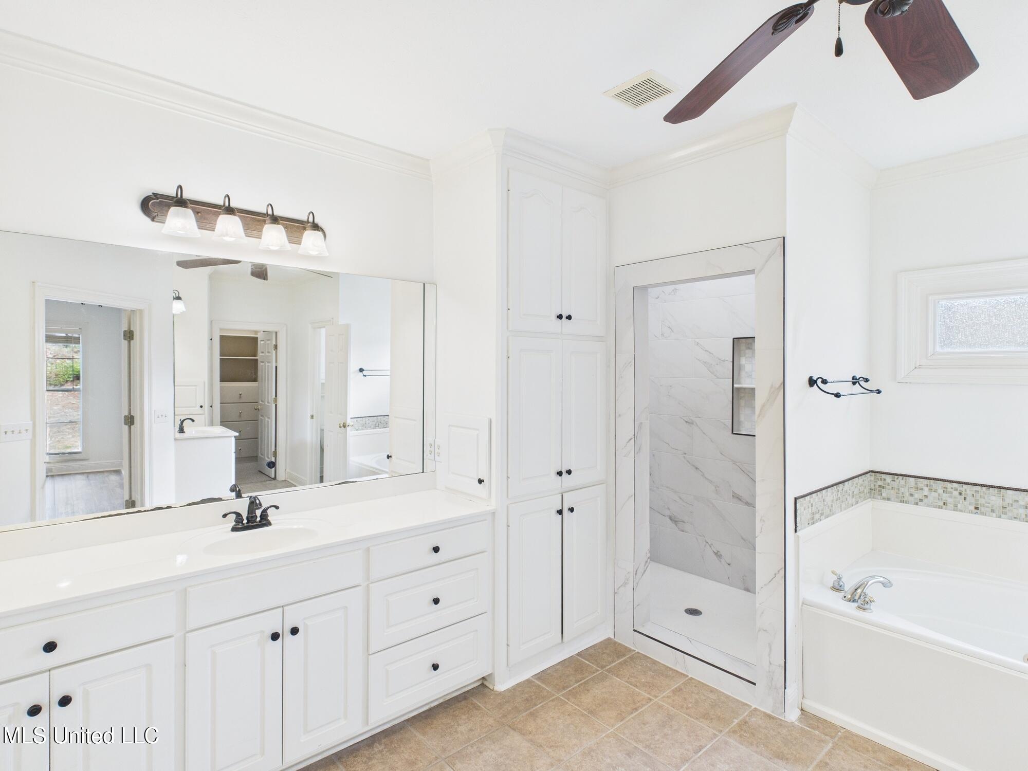 112 Woodsong Way