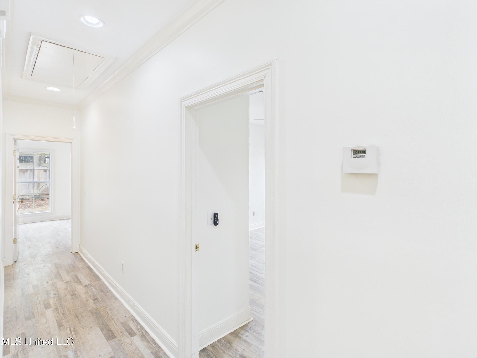 112 Woodsong Way