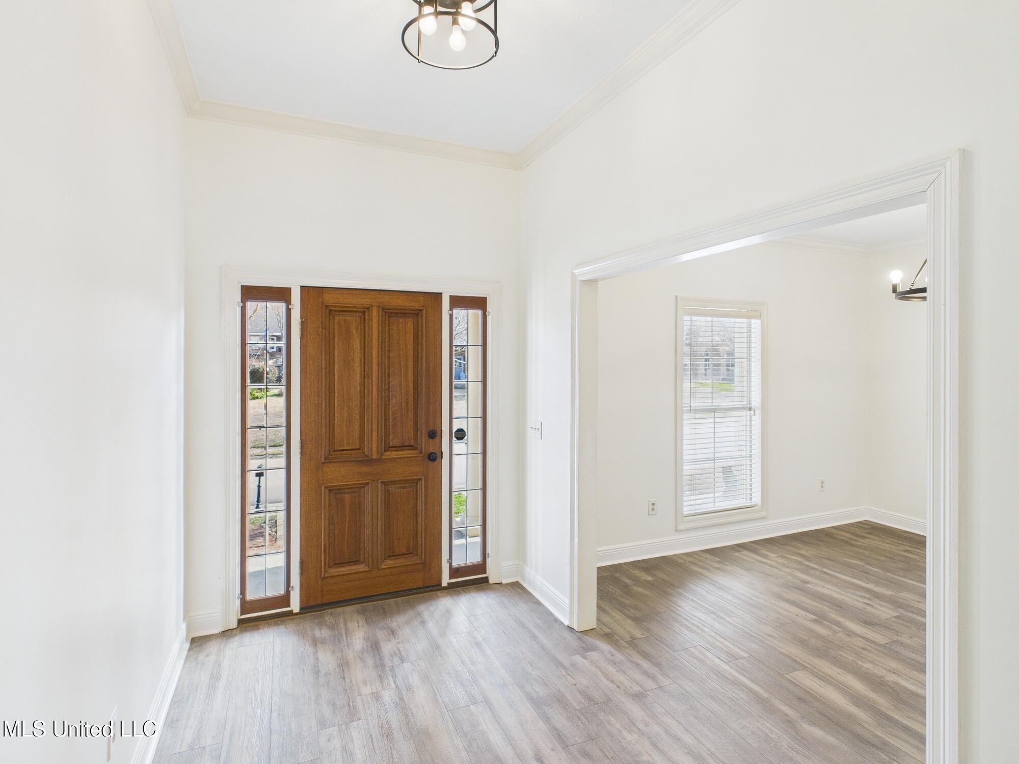 112 Woodsong Way