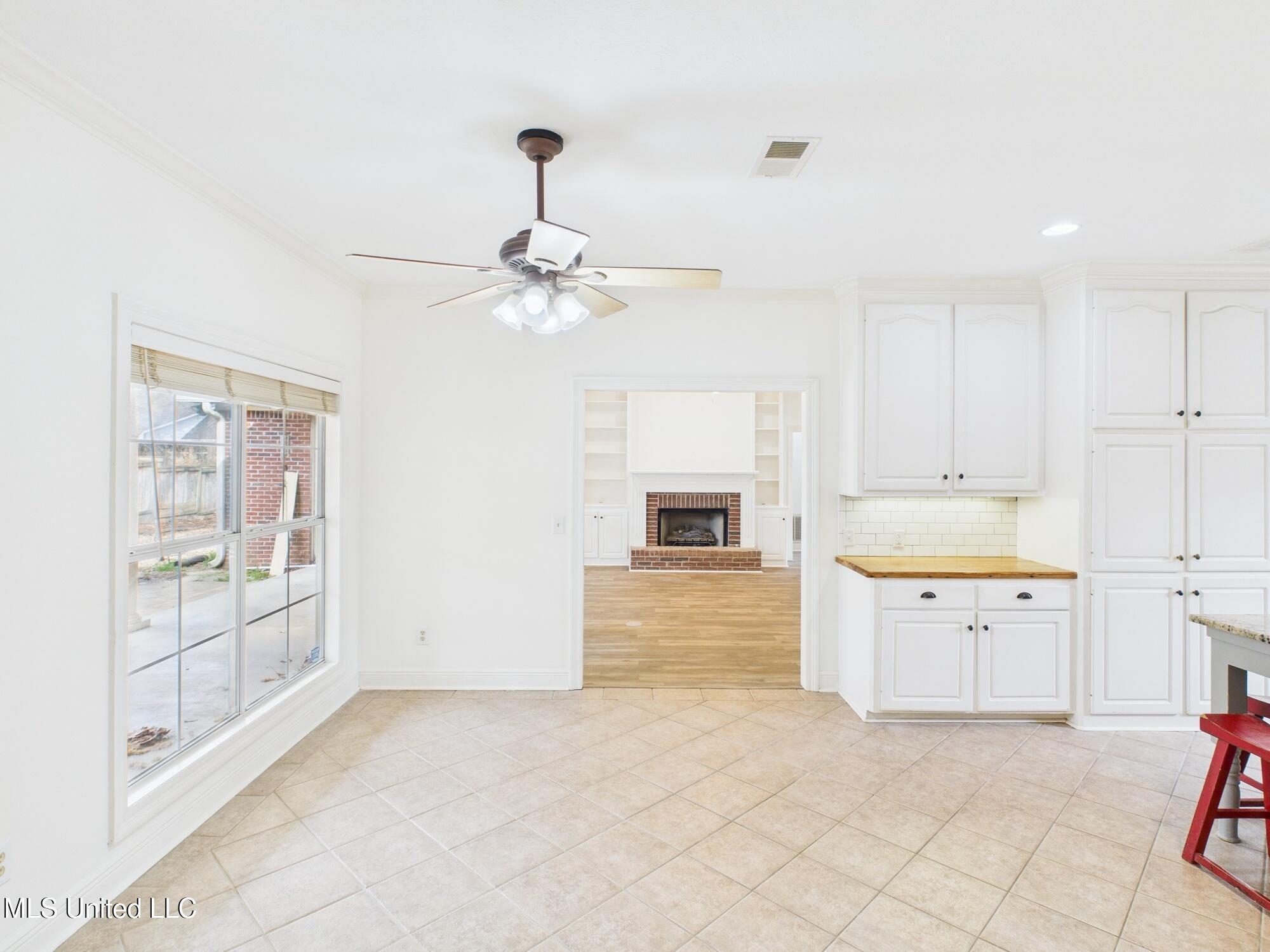 112 Woodsong Way