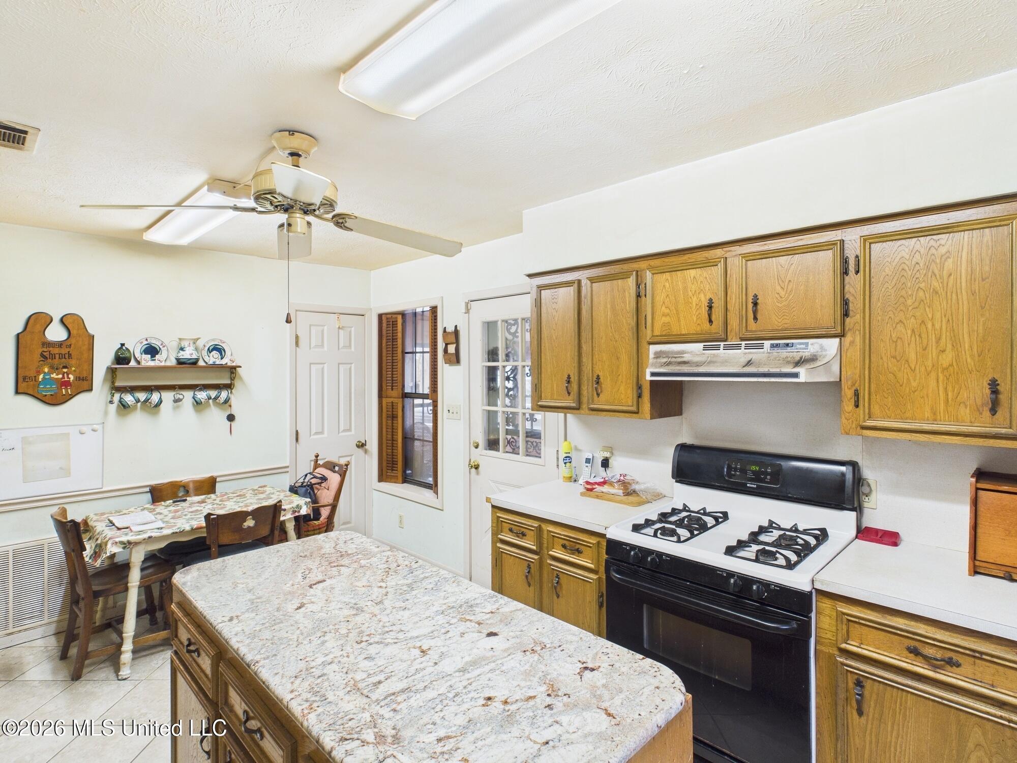 576 Franklin Road