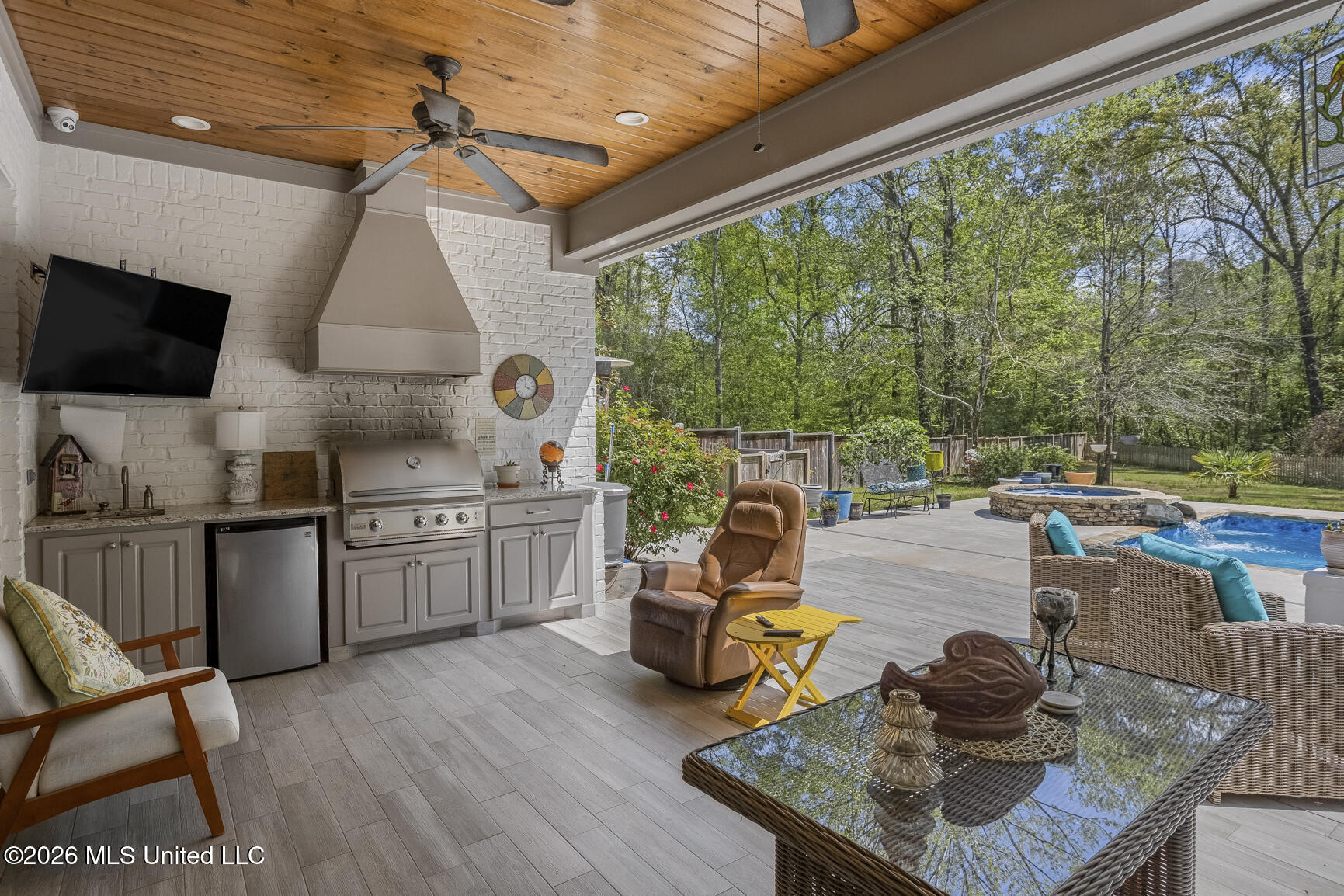 711 S Chickasaw Drive