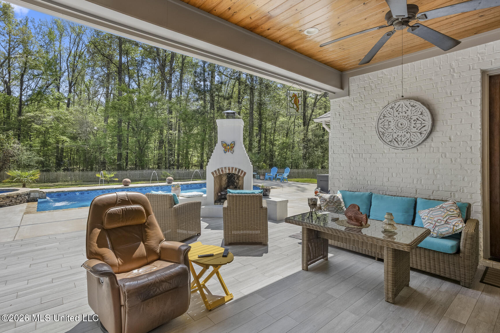 711 S Chickasaw Drive