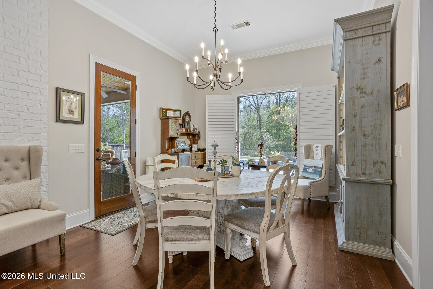 711 S Chickasaw Drive
