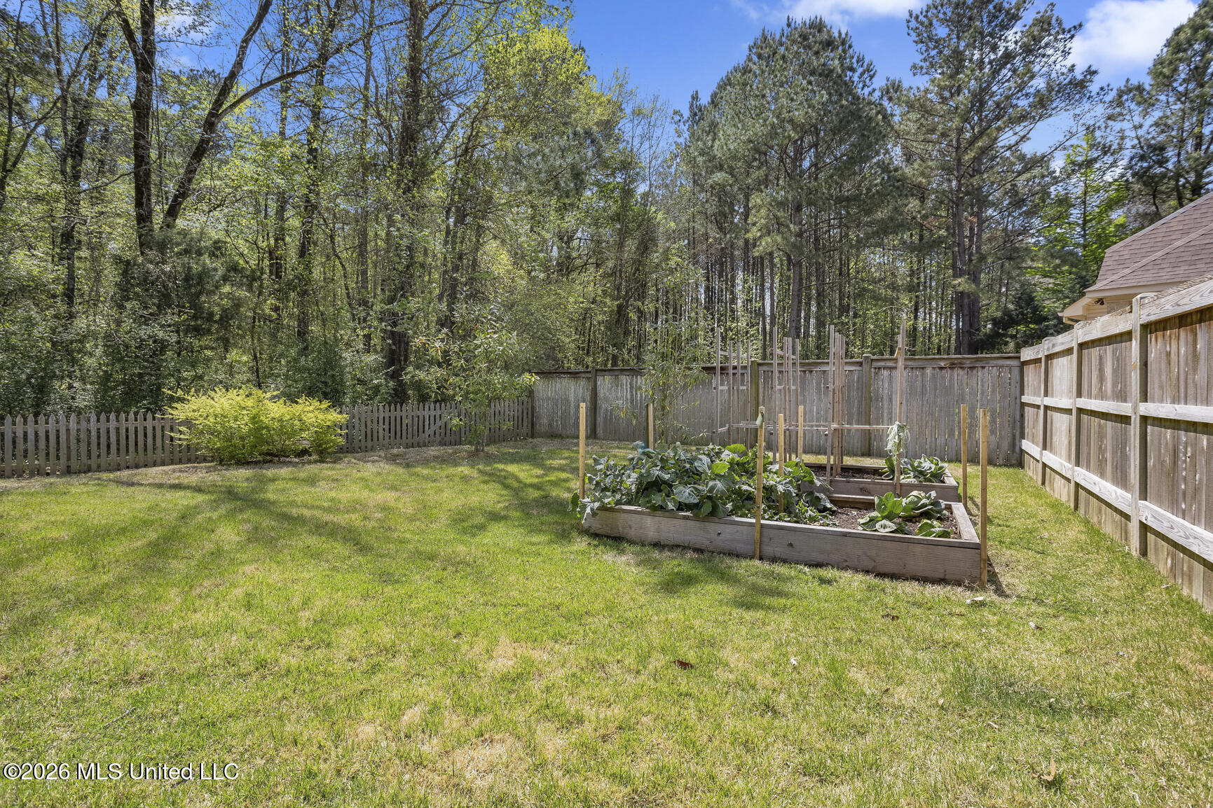711 S Chickasaw Drive