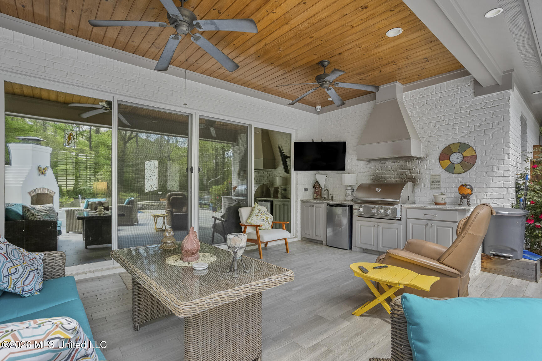711 S Chickasaw Drive