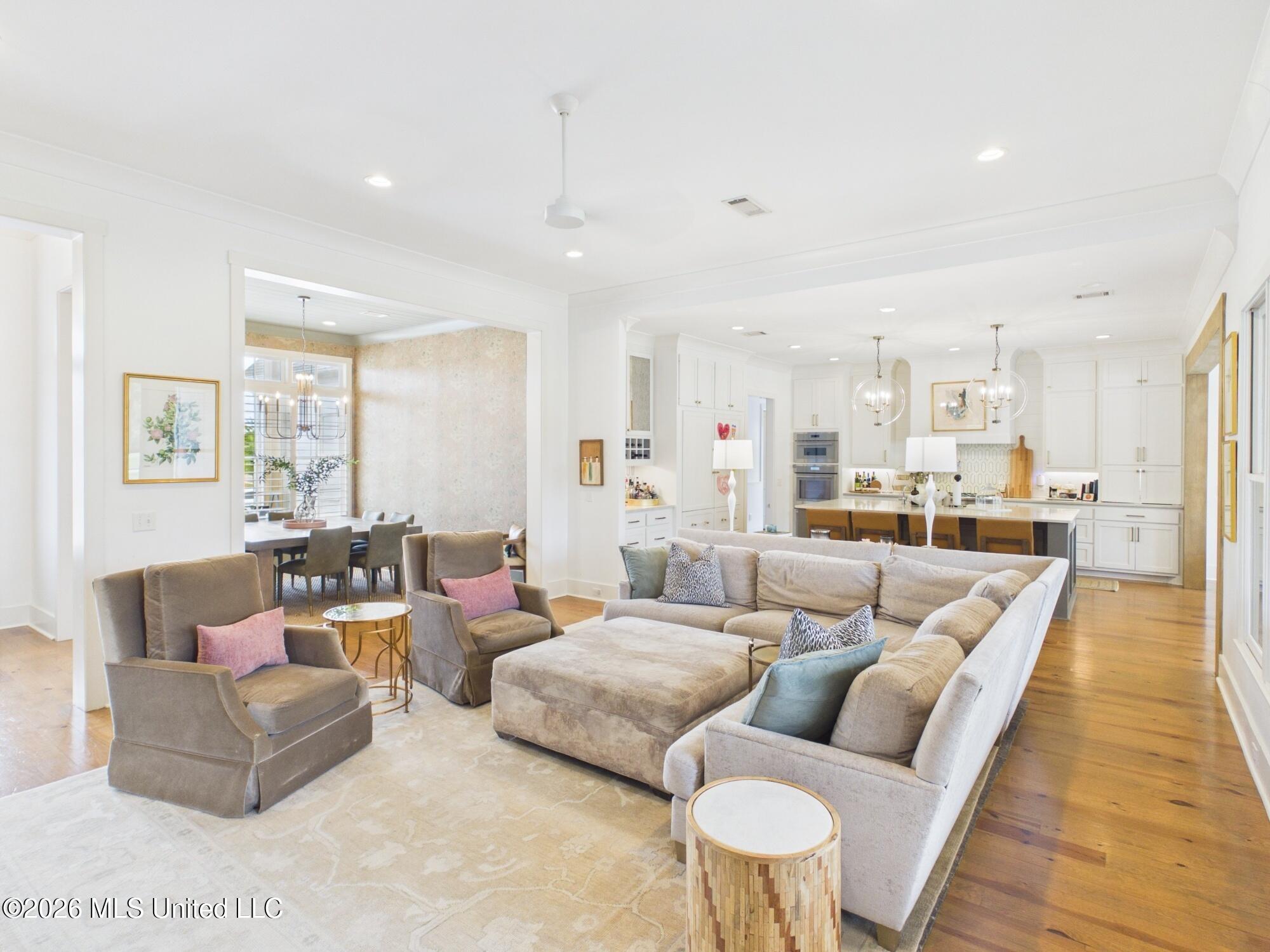 171 Reunion Drive