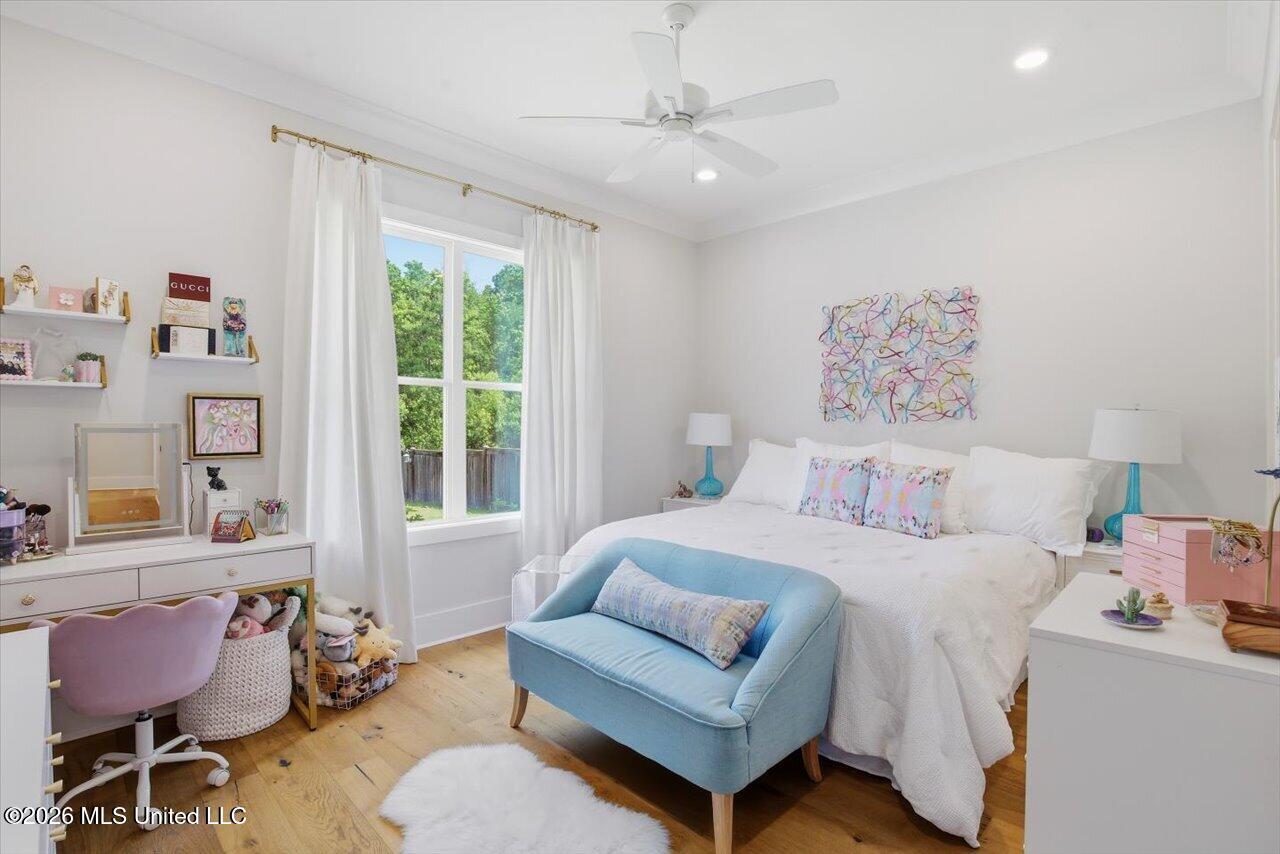 429 W Oak Circle