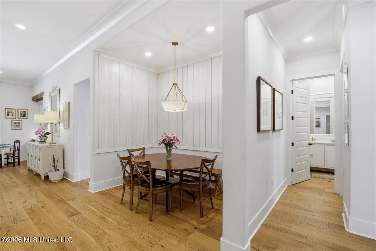 429 W Oak Circle