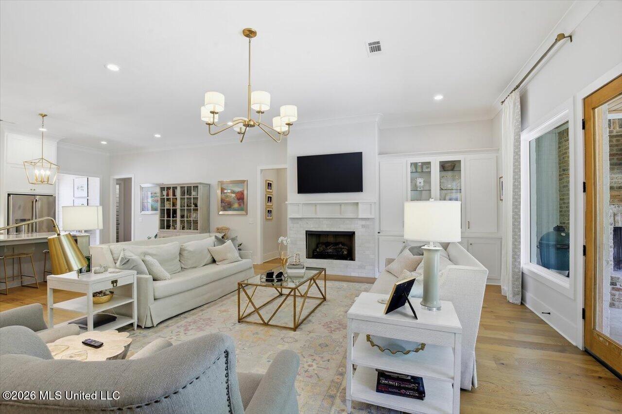 429 W Oak Circle