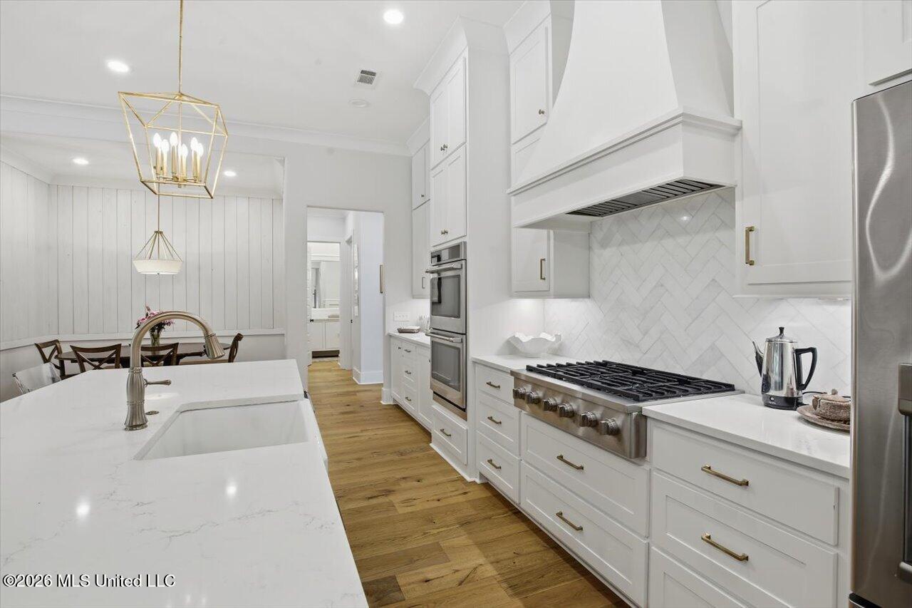 429 W Oak Circle