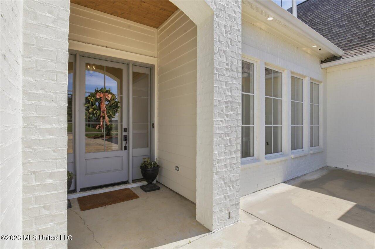 429 W Oak Circle