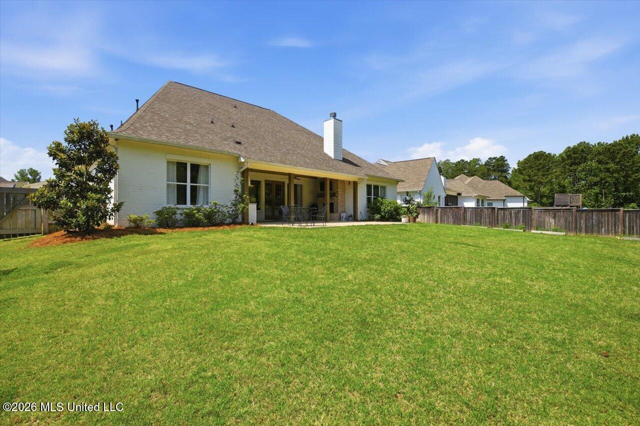 429 W Oak Circle