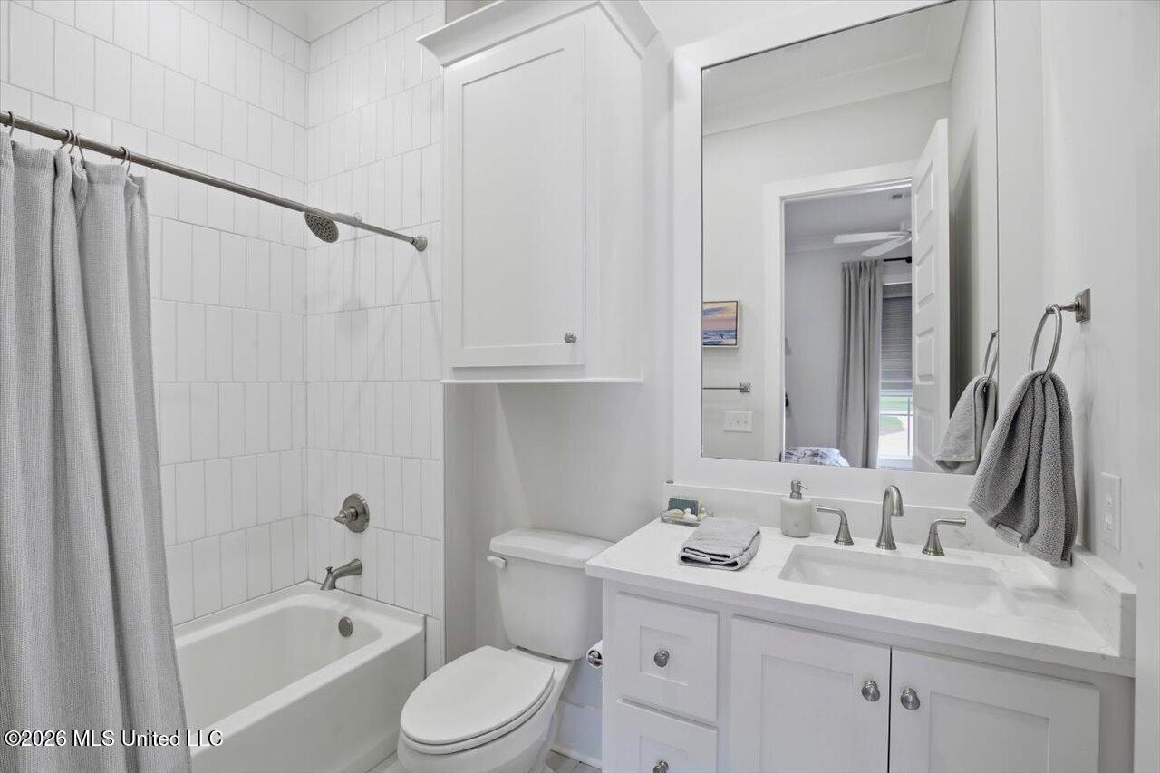 429 W Oak Circle