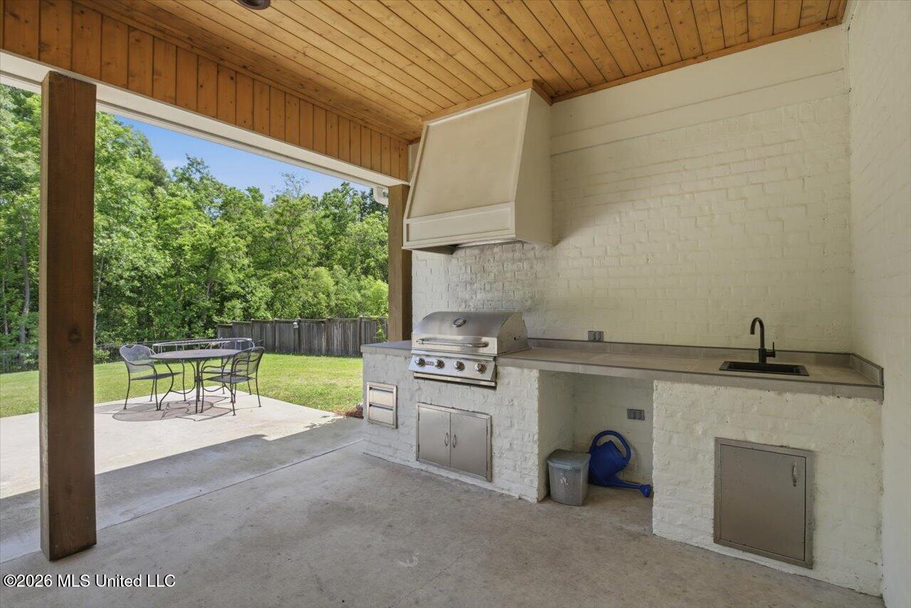 429 W Oak Circle