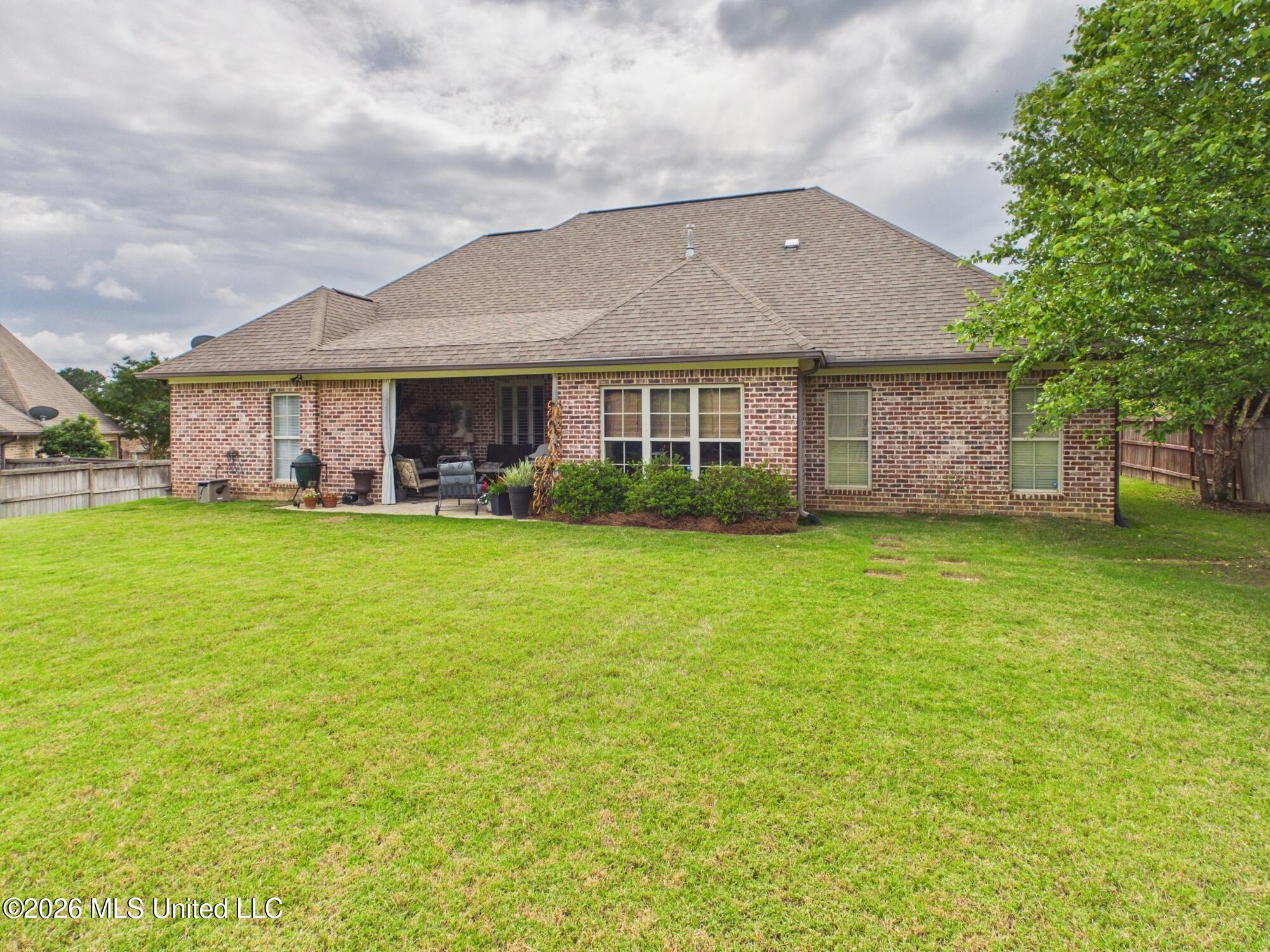 108 Esther Cove
