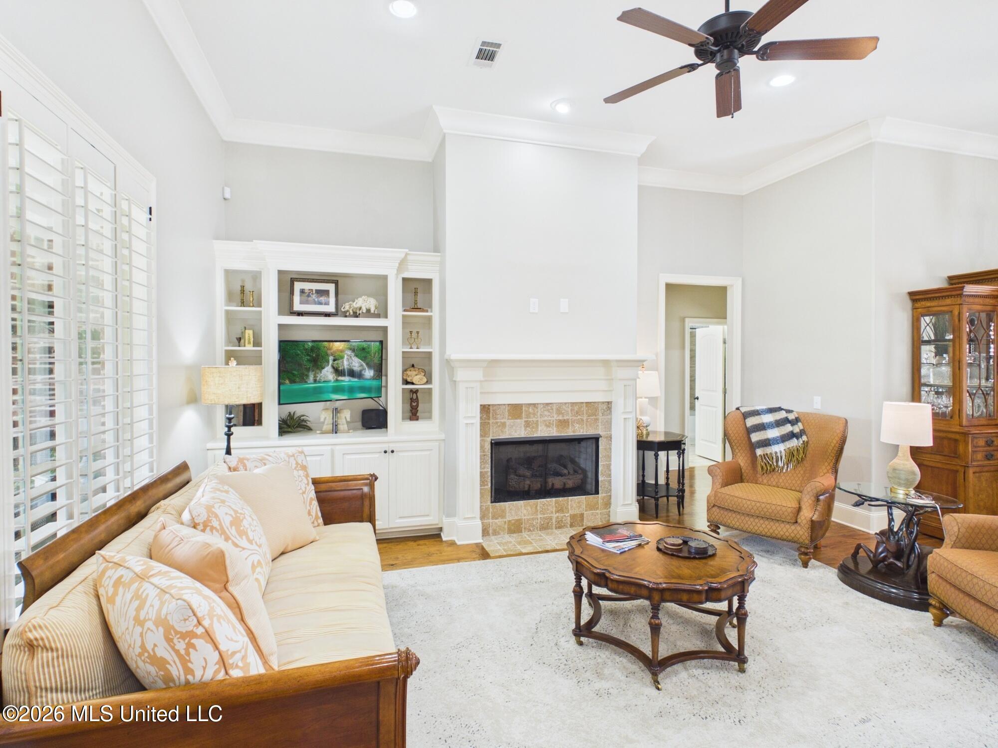 108 Esther Cove