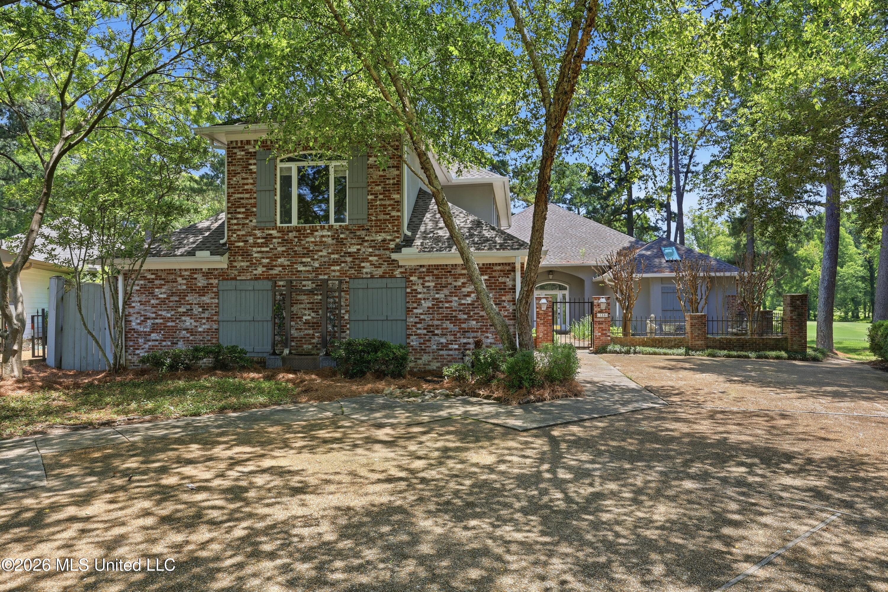 138 Pine Ridge