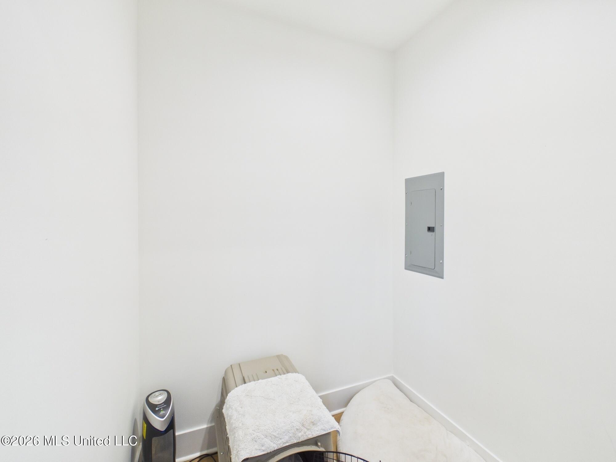 122 Churchill Place