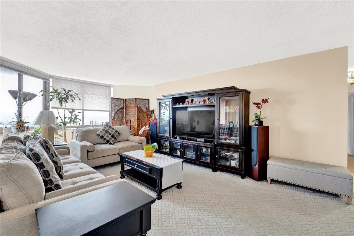 1005 HARMON COVE TOWER