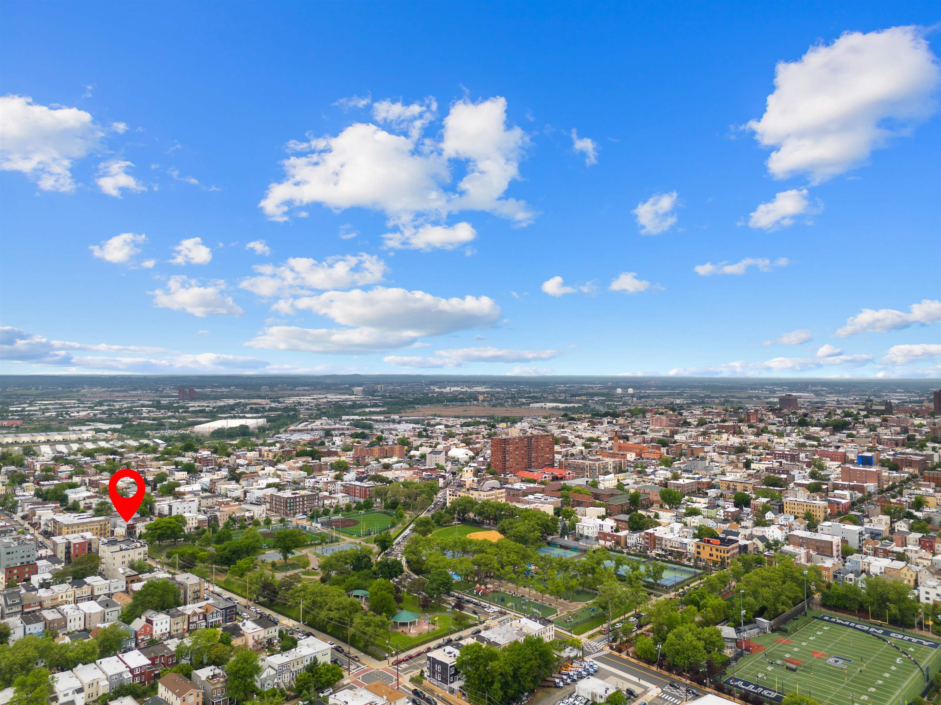 527 CENTRAL AVE Unit: 1