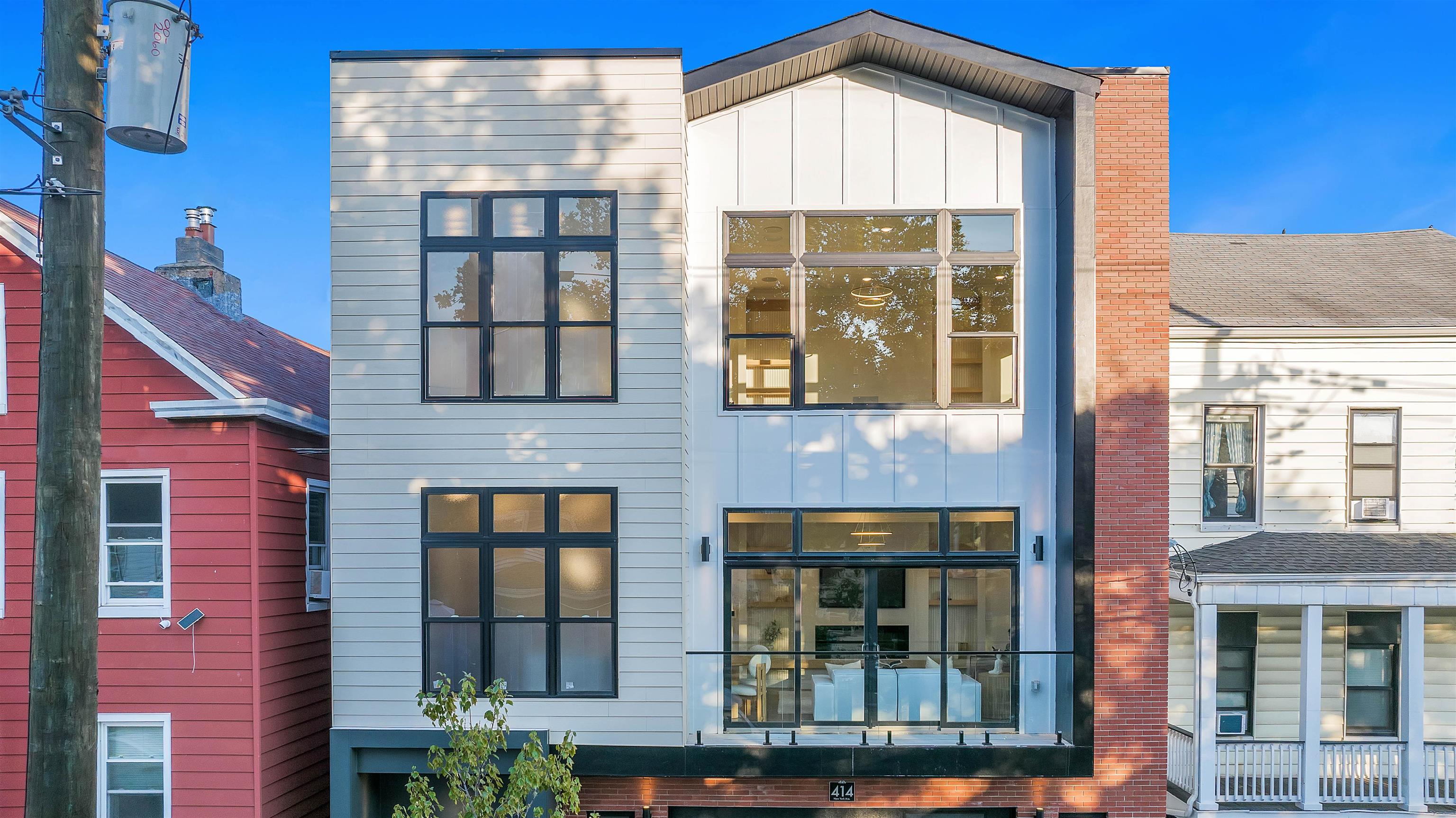 414 NEW YORK AVE Unit: C