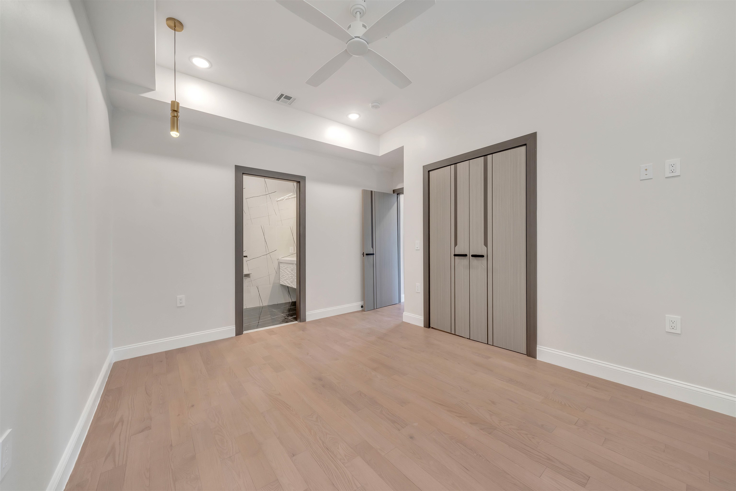 414 NEW YORK AVE Unit: C