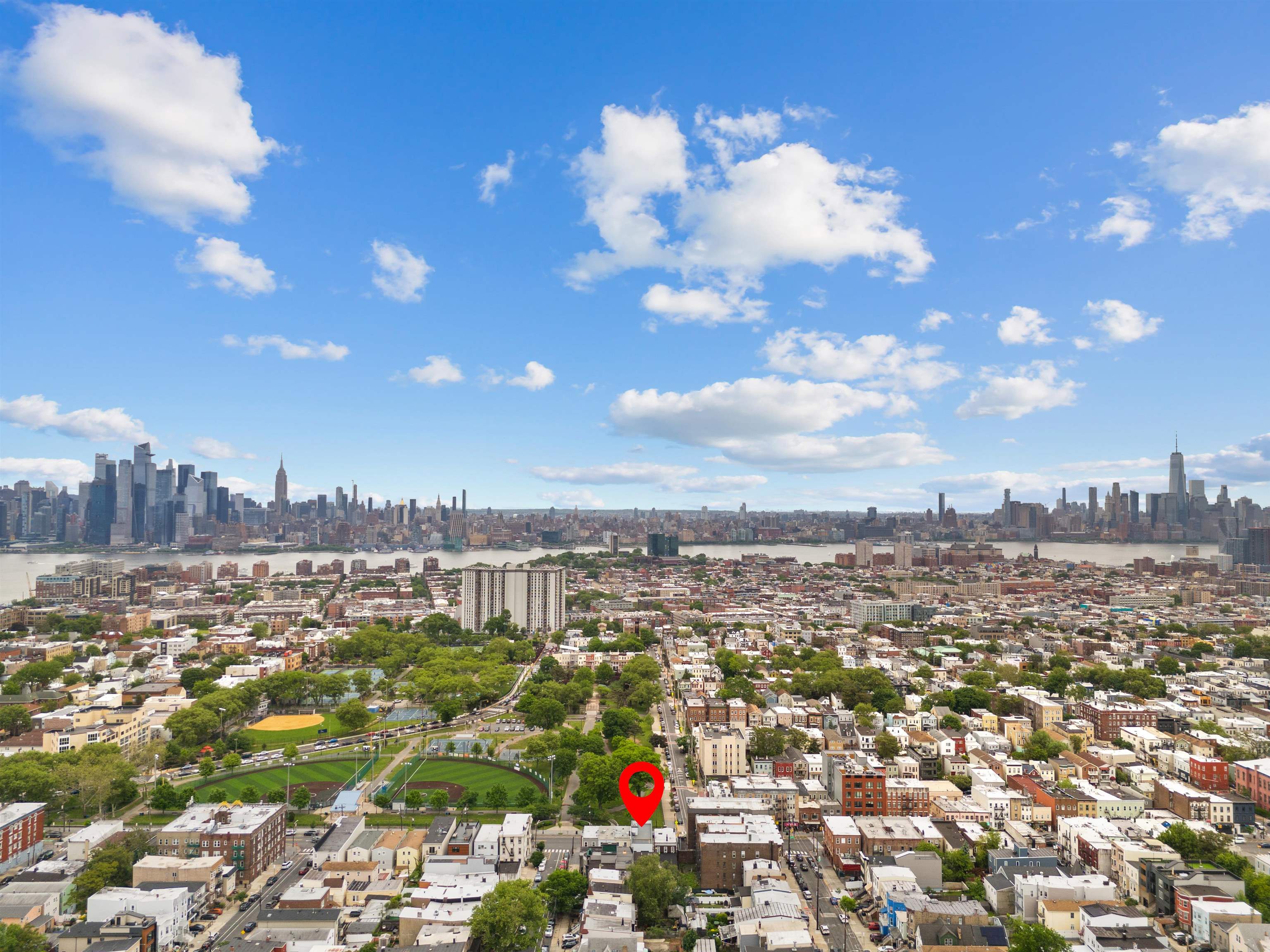 527 CENTRAL AVE Unit: B